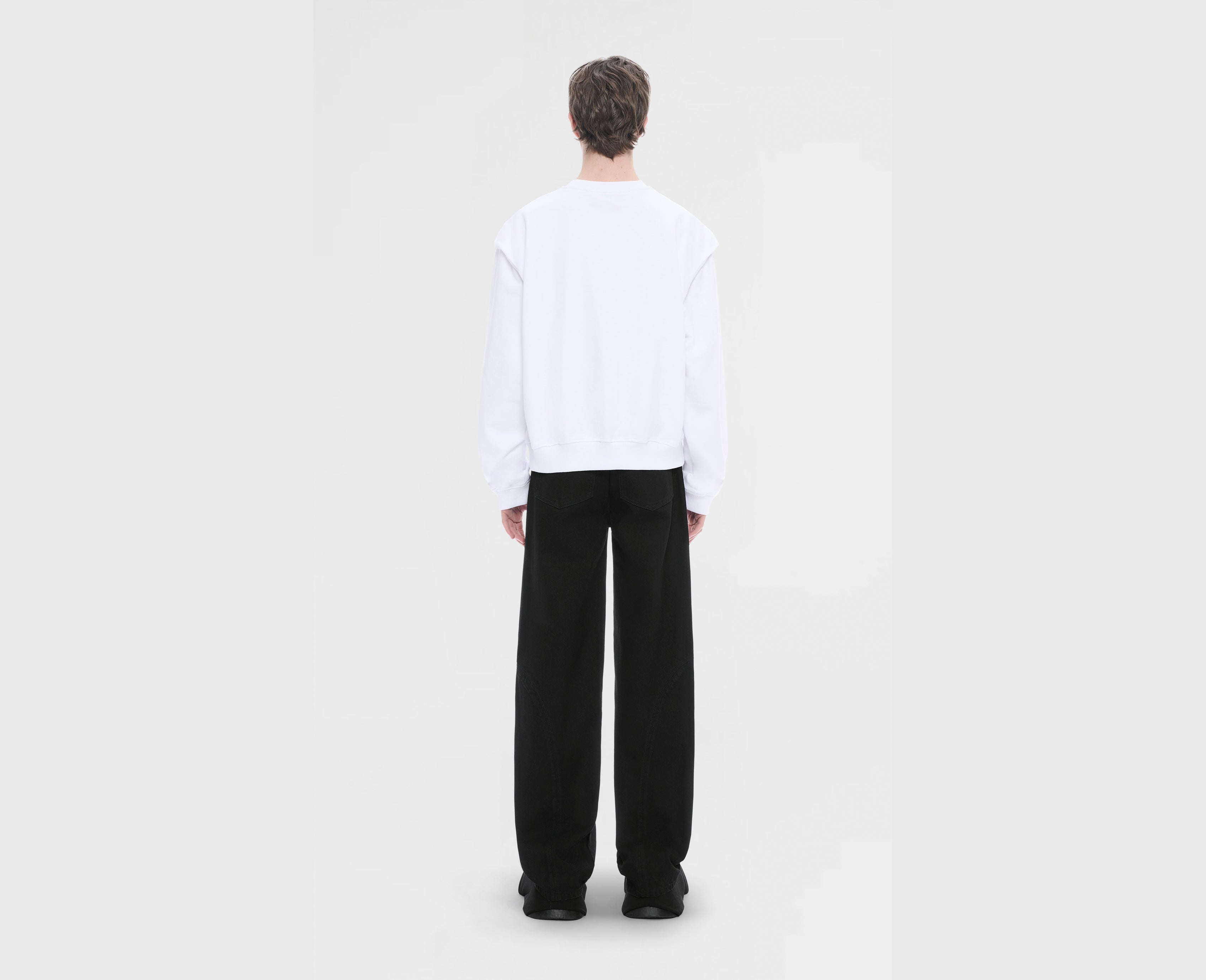 HE, product: BASALT DENIM TROUSERS (Fig. 3)