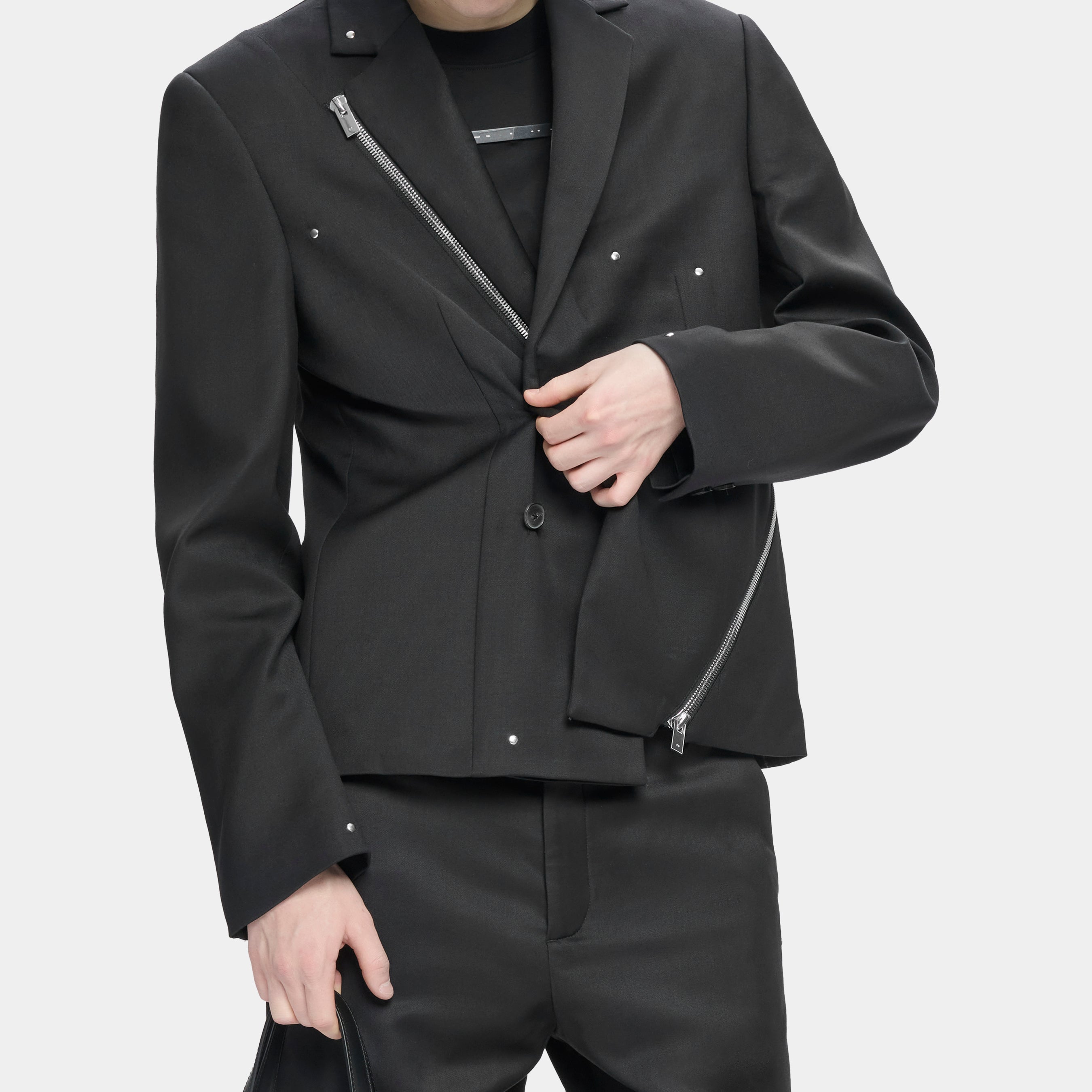 HE, product: LICHTSCHWARZES MASSGESCHNEIDERTES JACKETT (Fig. 4)