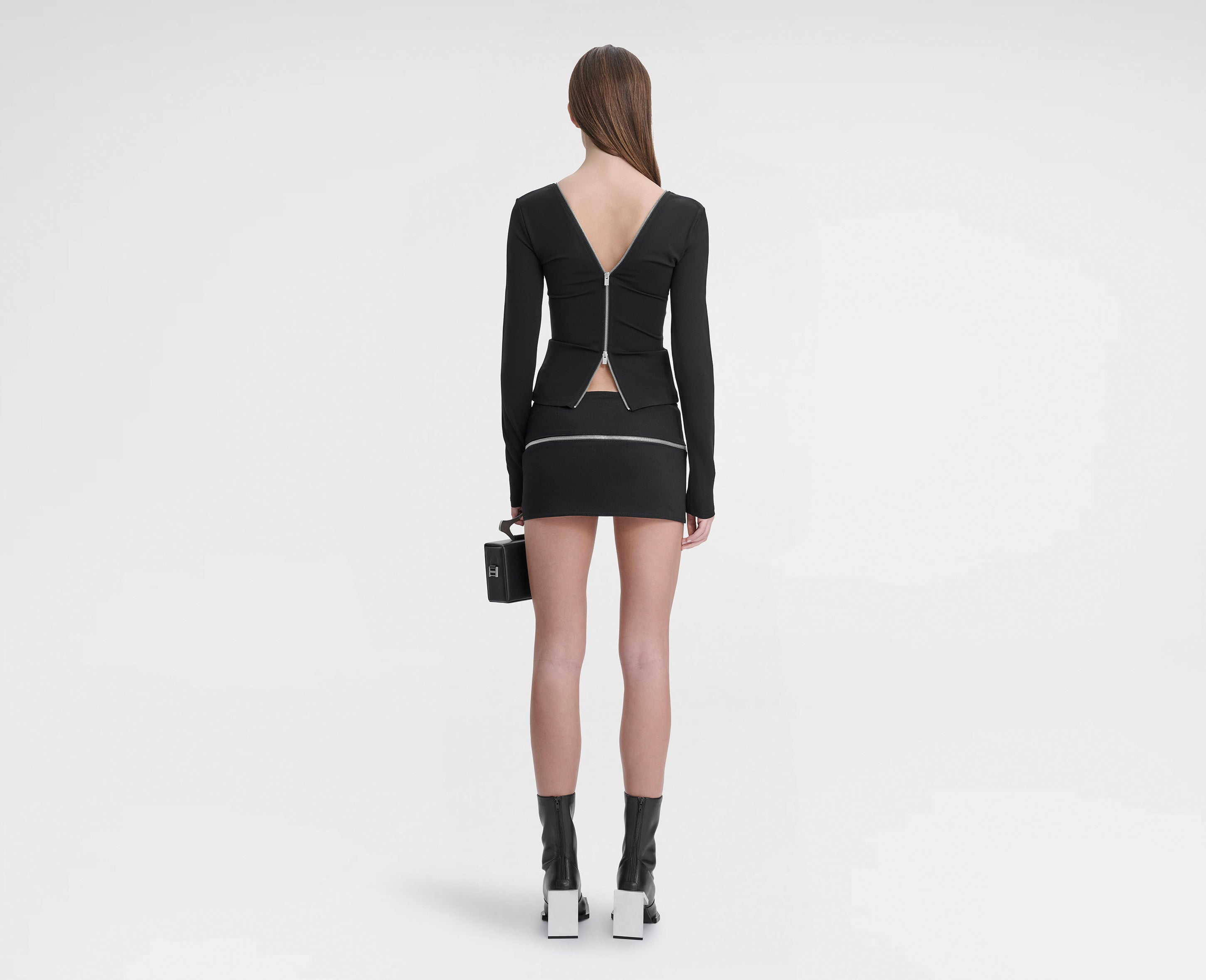 HE, product: TRITOR MINI SKIRT (Fig. 4)