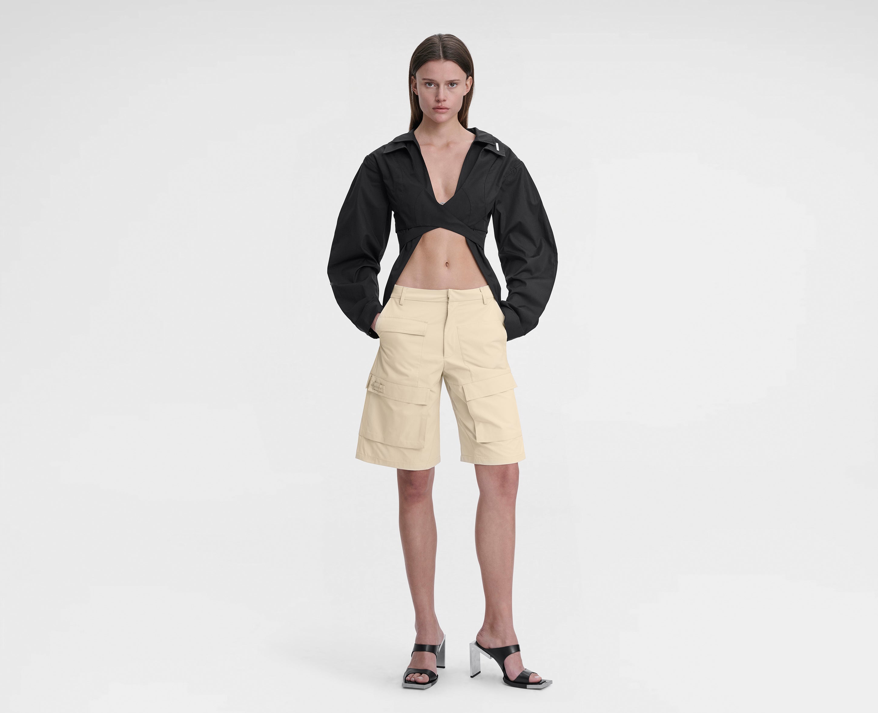 HE, product: CELLULAE CARGO SHORTS (Fig. 3)