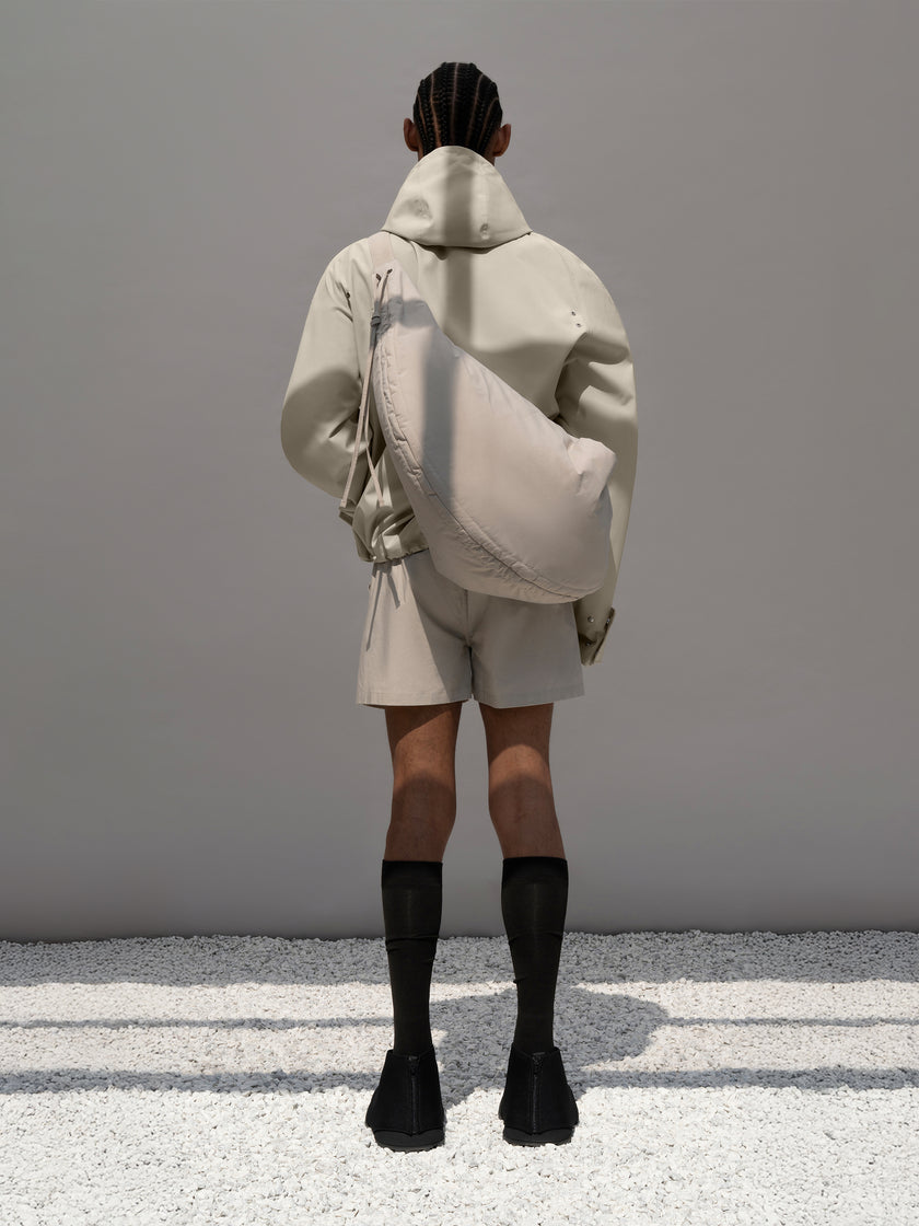 HE, product: CLAUDA BAG (Fig. 5)