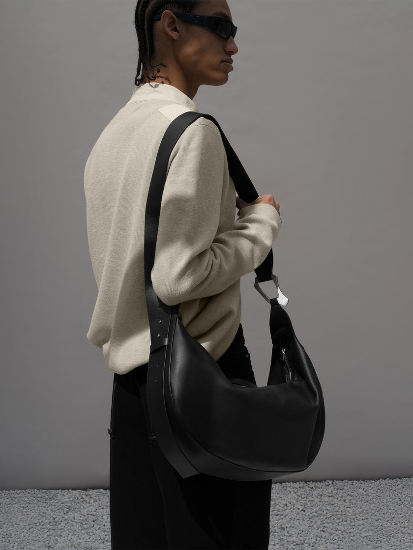 HE, product: MARE BAG (Fig. 11)