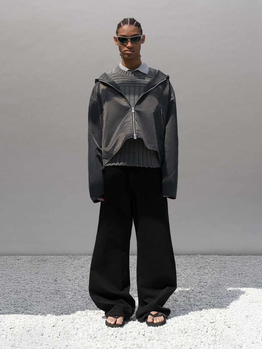 HE, product: CRINIS JACKET (Fig. 13)