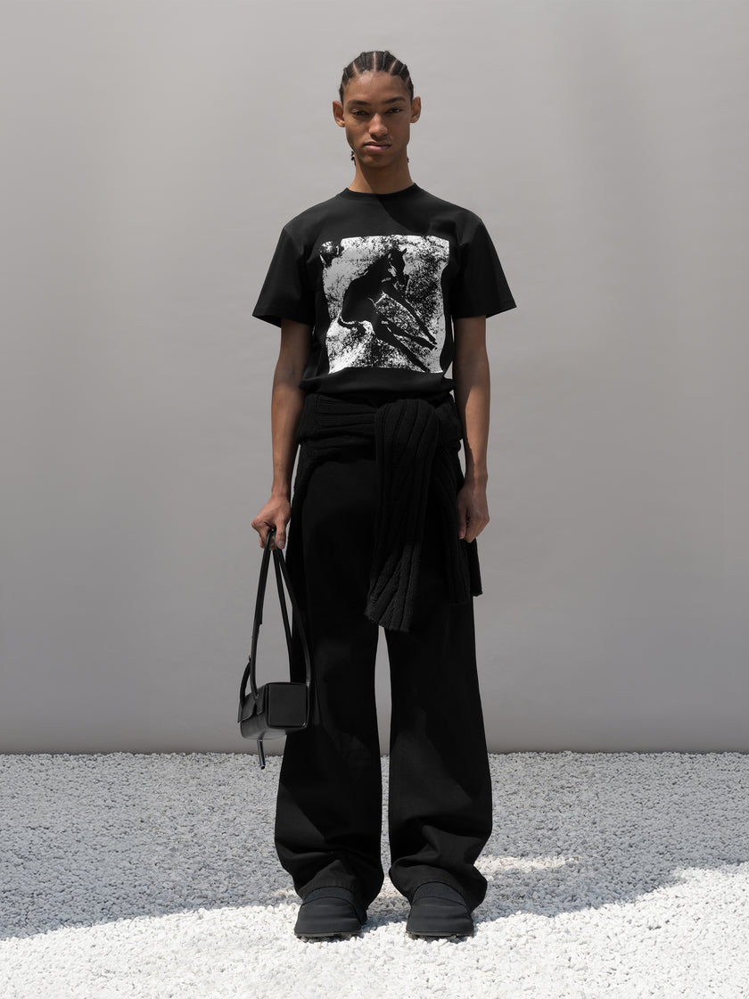 HE, product: FOAL TSHIRT (Fig. 3)