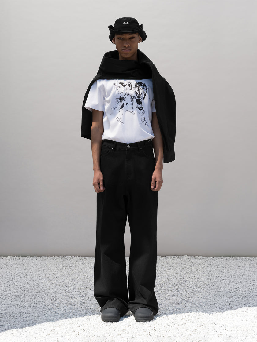 HE, product: COWBOY HAT (Fig. 11)