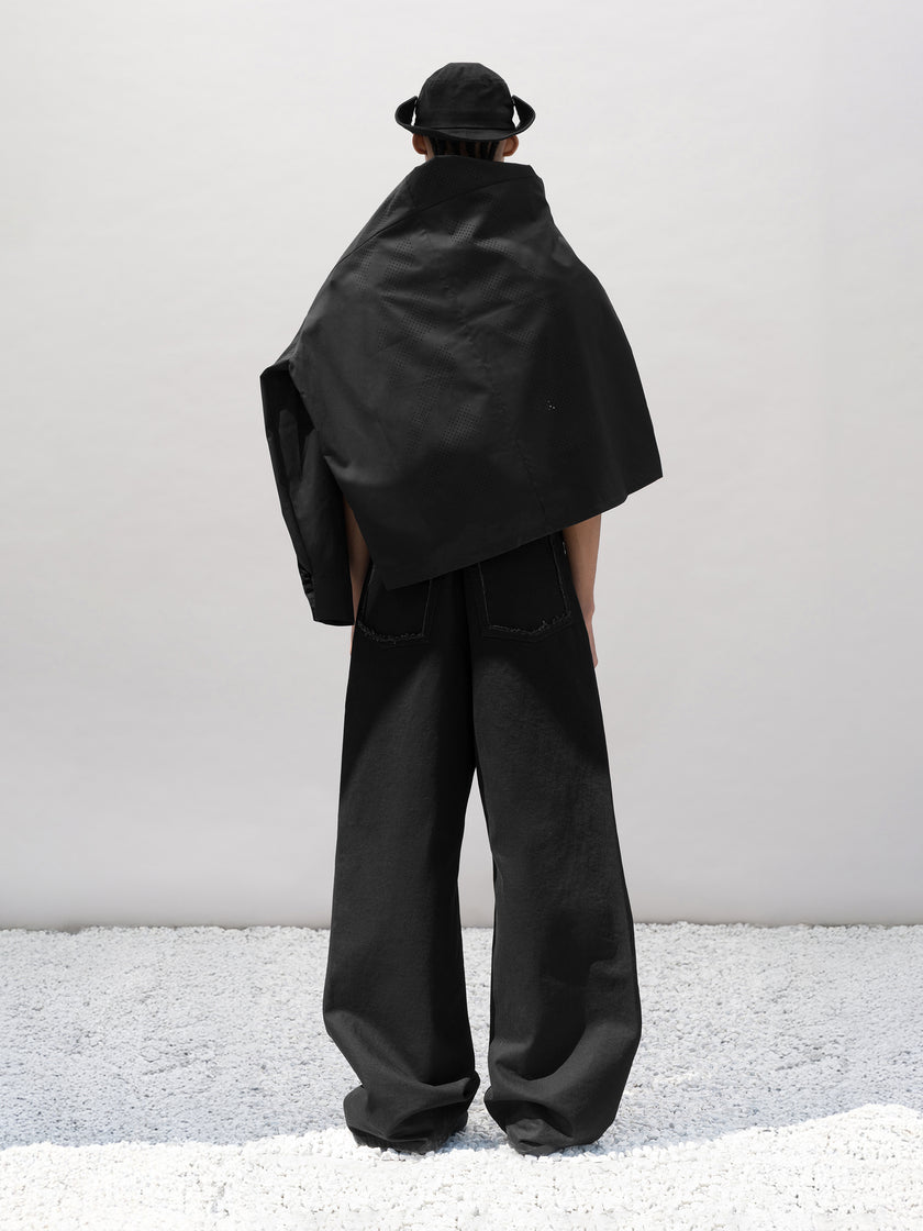 HE, product: COWBOY HAT (Fig. 12)