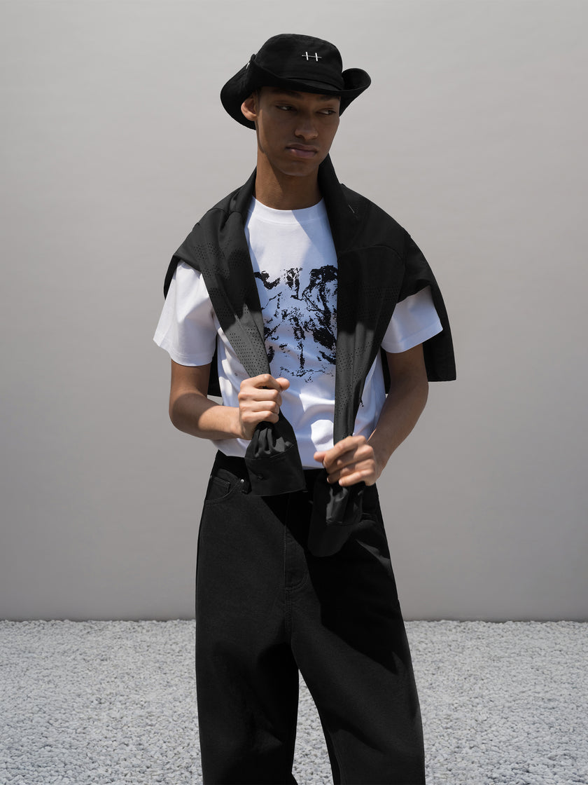 HE, product: COWBOY HAT (Fig. 13)