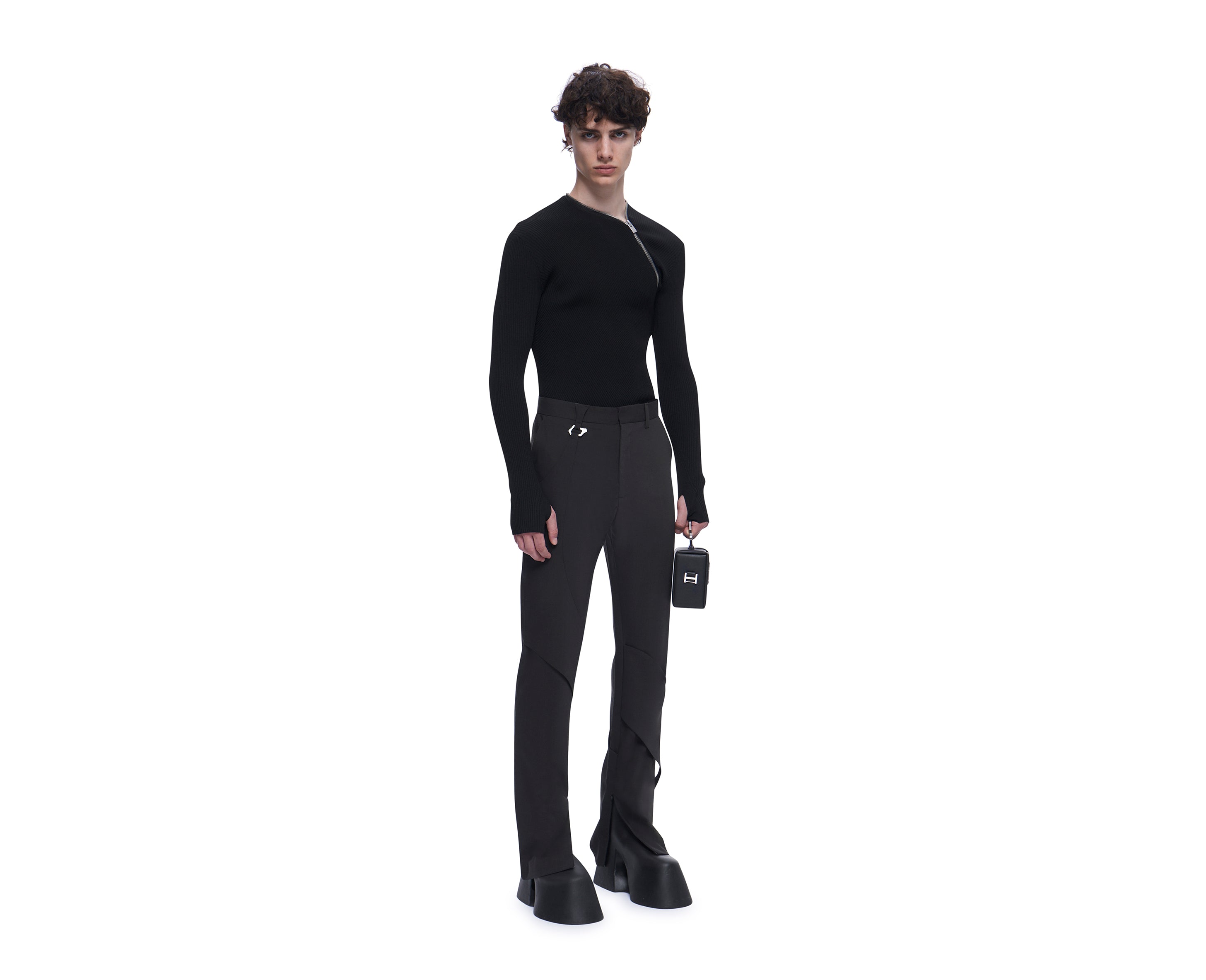 HE, product: INTEGRATED TAILORED TROUSER (Fig. 3)