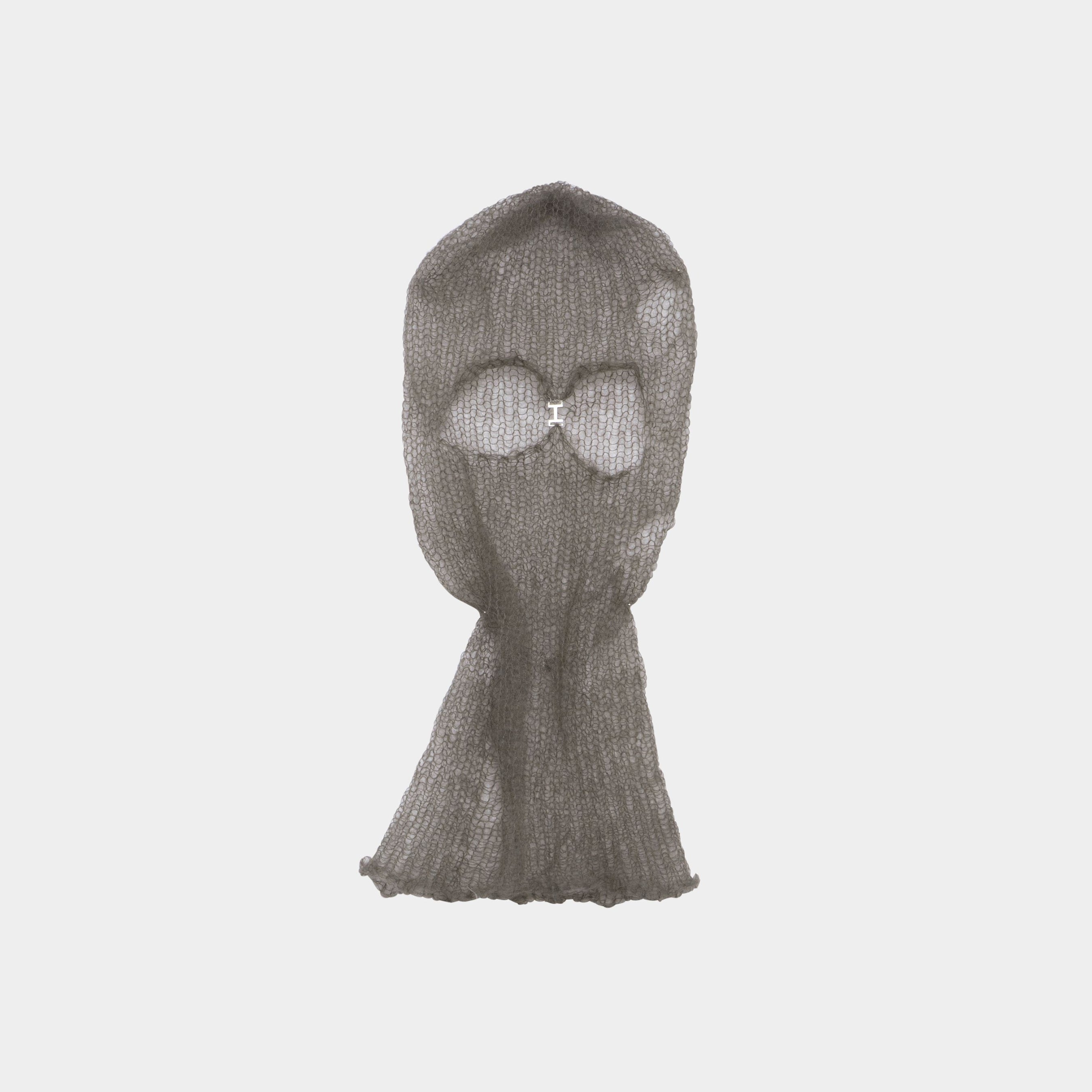 HE, product: AERIFEROUS BALACLAVA (Fig. 1)