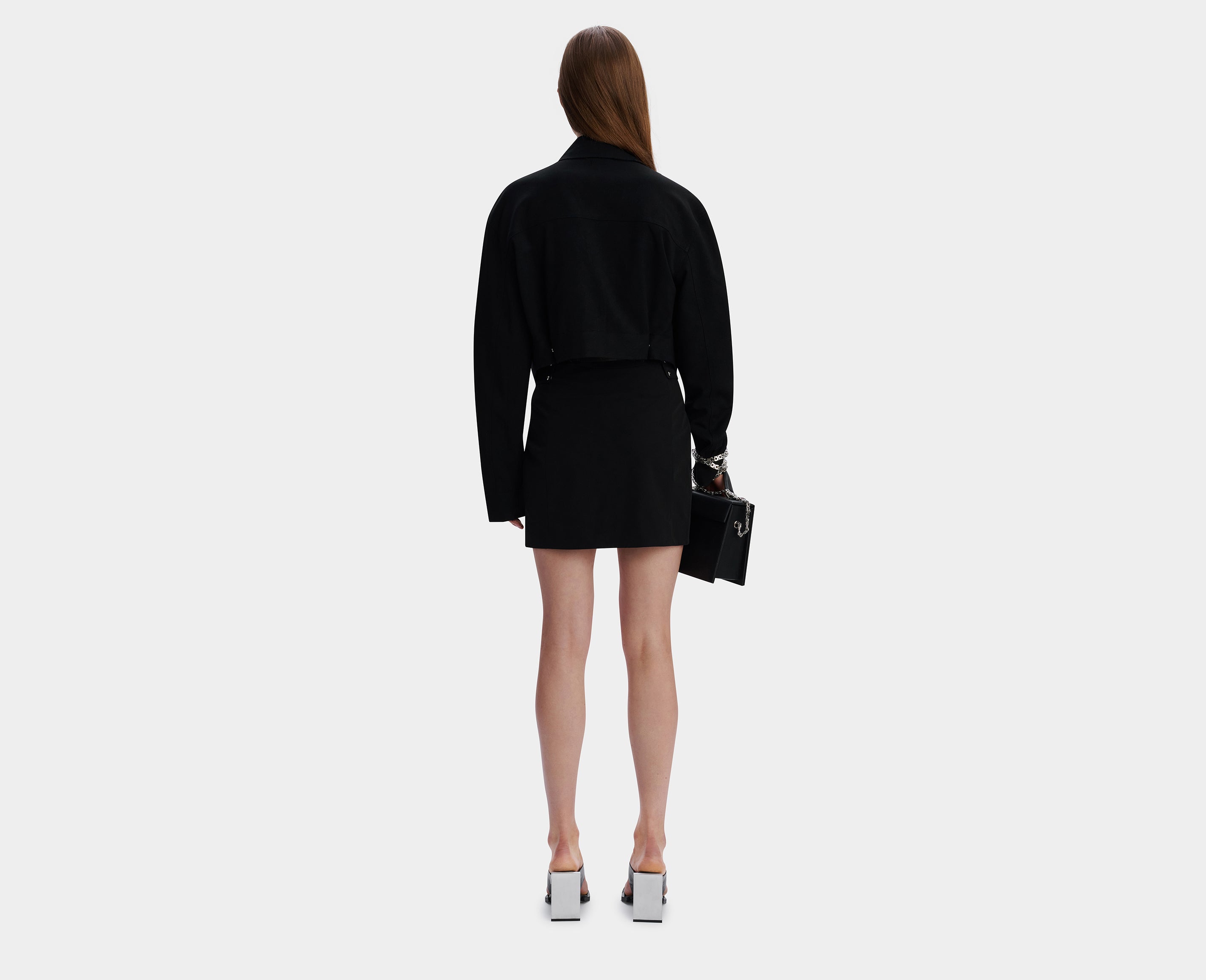 HE, product: KATABATIC TECHNICAL SKIRT (Fig. 4)