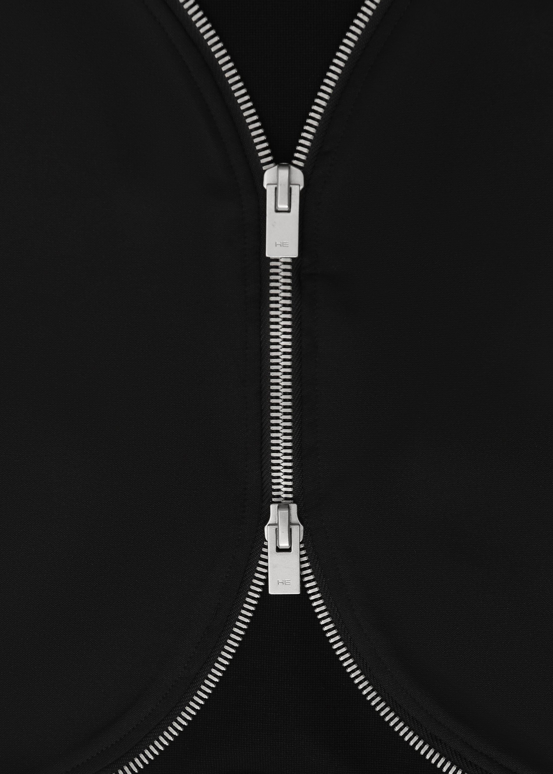 HE, product: OBOVATE JERSEY TOP (Fig. 6)