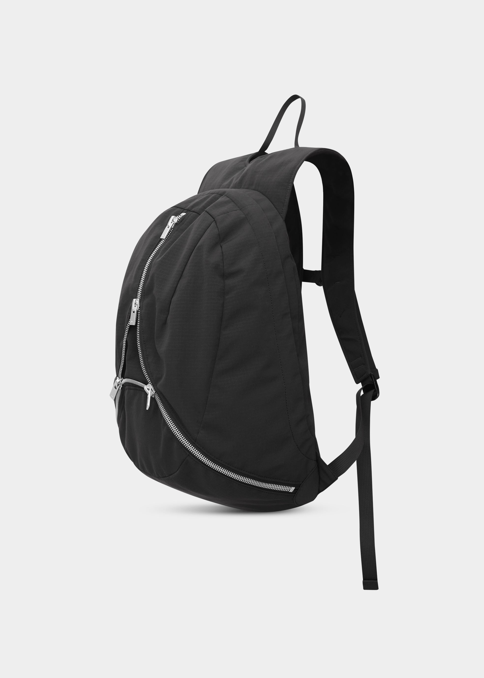 HE, product: TECTON BACKPACK (Fig. 4)