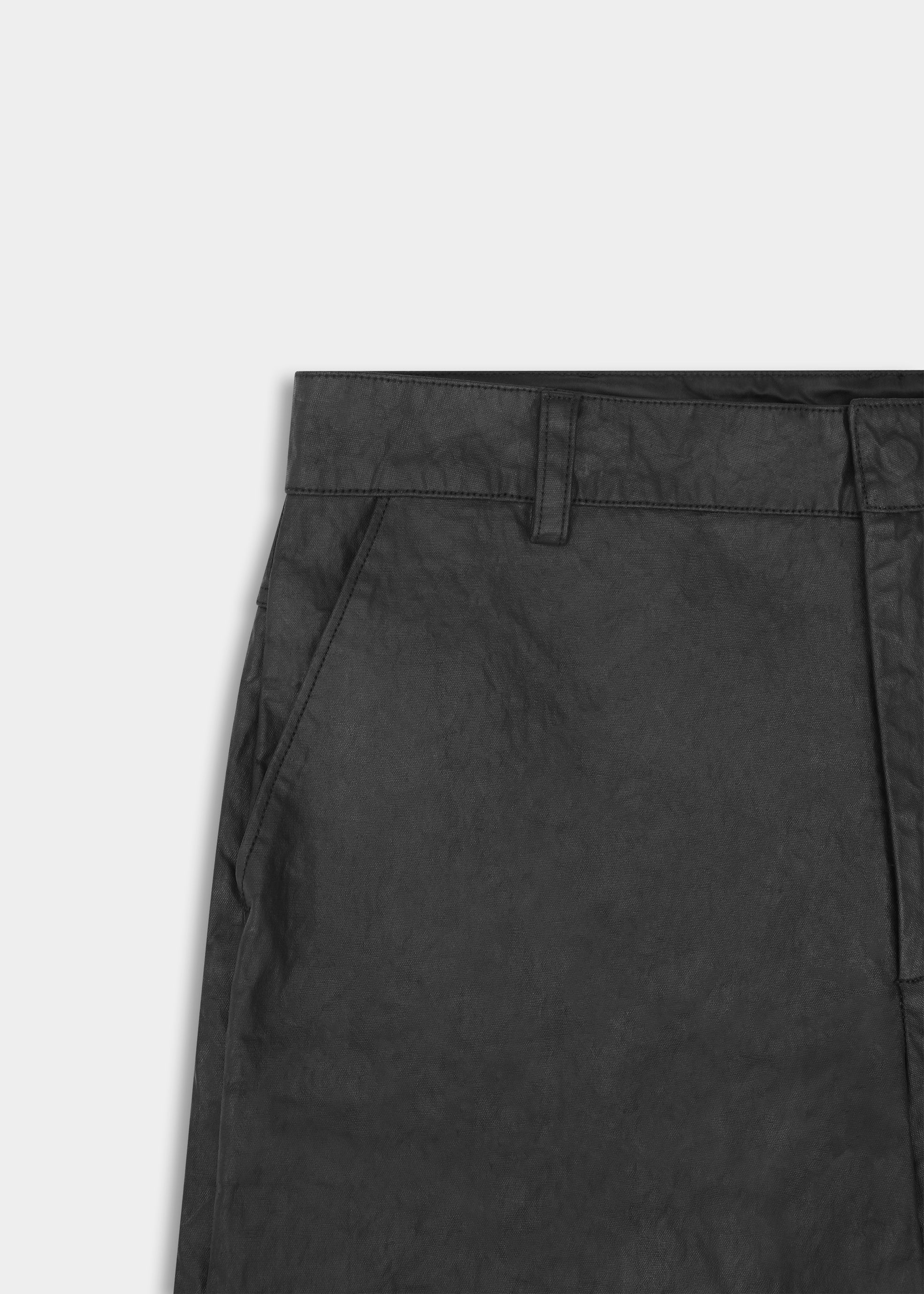 HE, product: ARMADA SHORTS (Fig. 2)