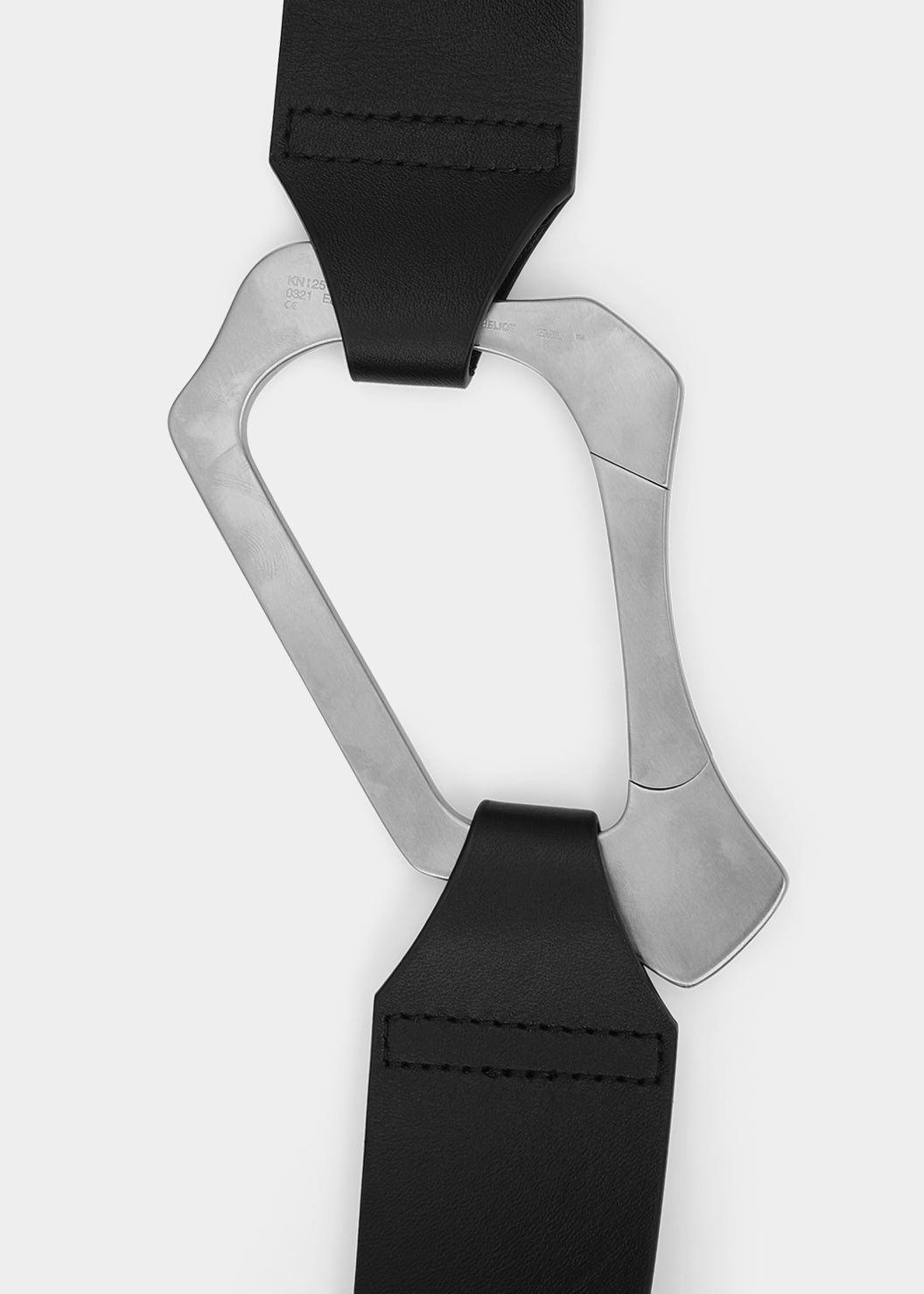 HE, product: LUCULENT TOTE BAG (Fig. 6)
