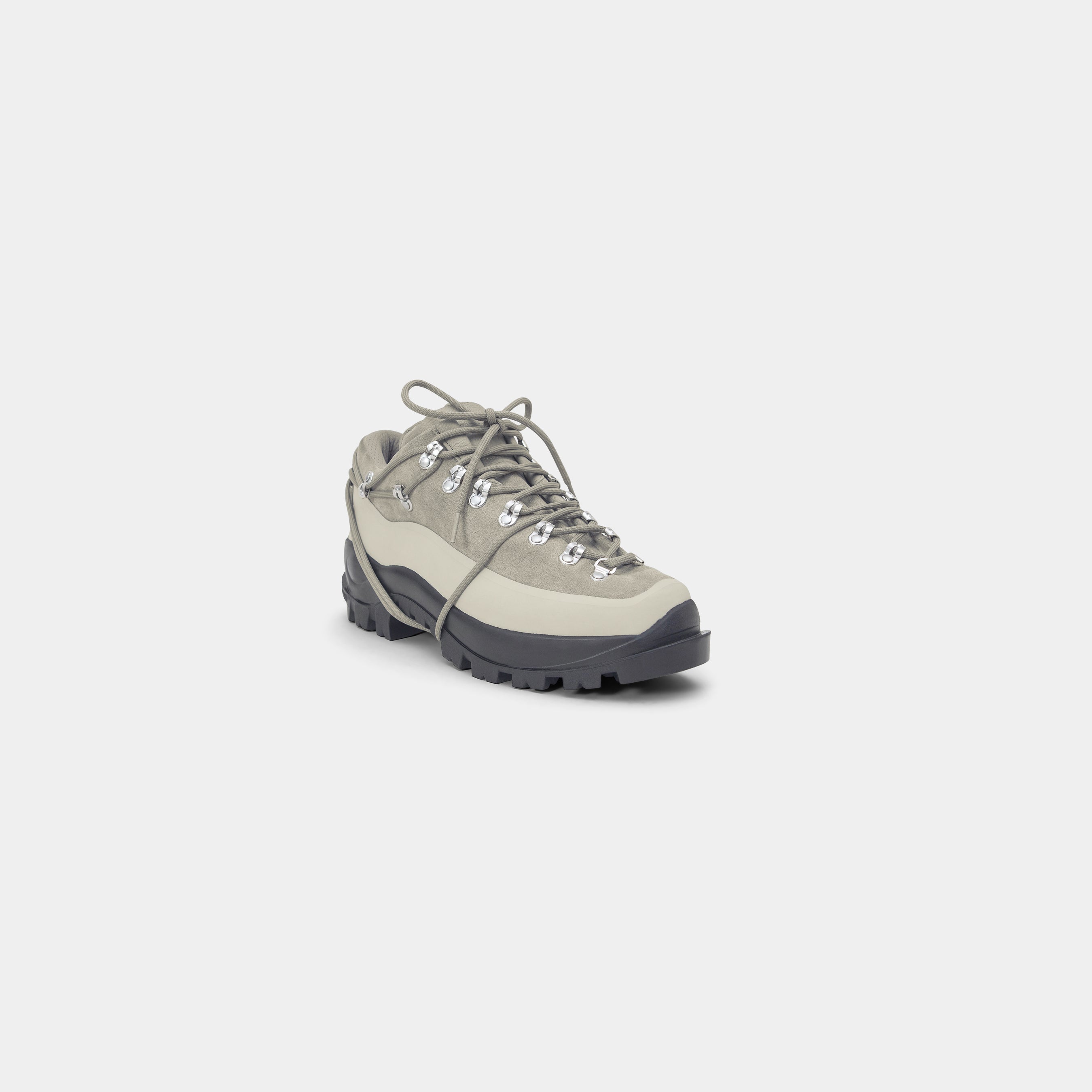 HE, product: LOW HIKING BOOTS (Fig. 6)