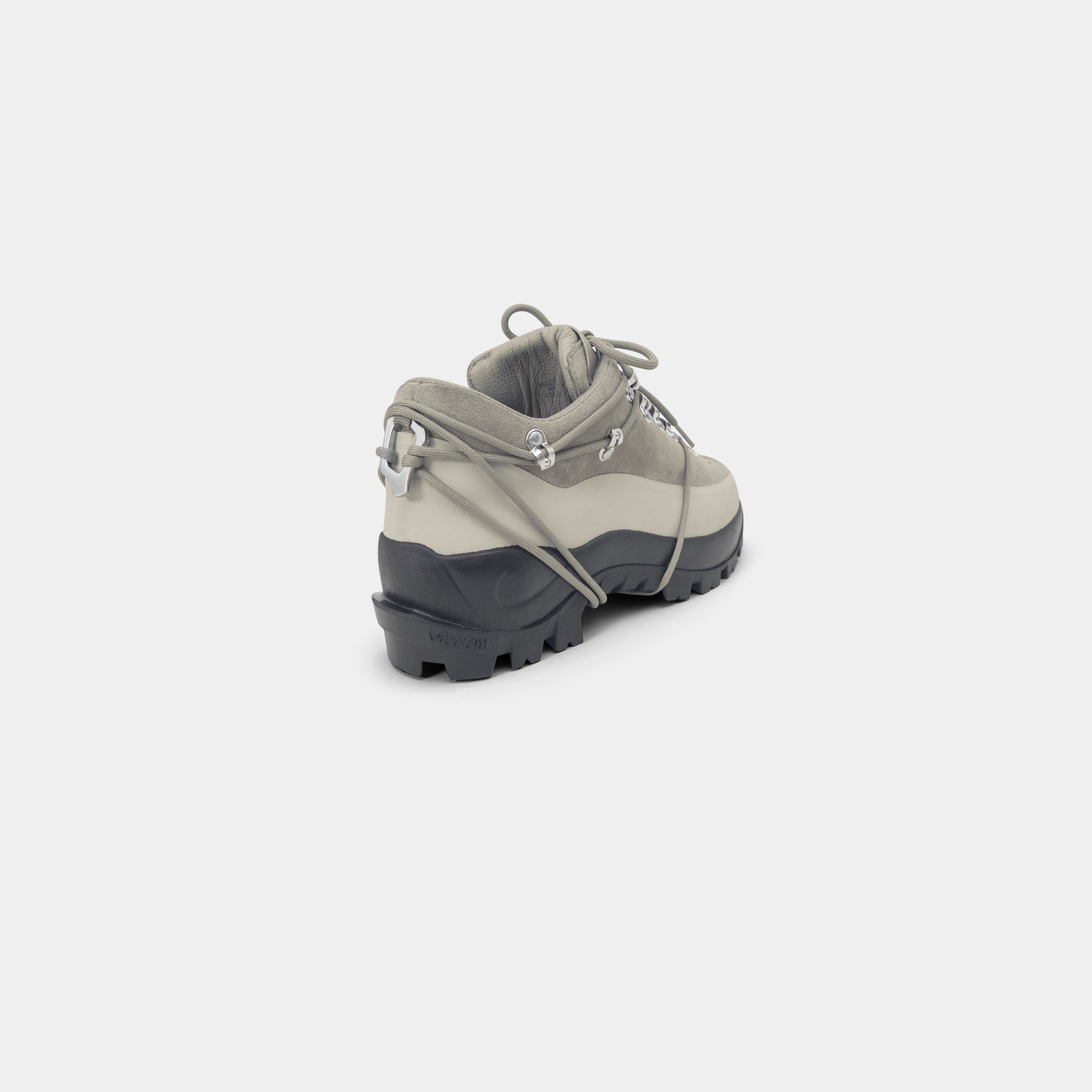 HE, product: LOW HIKING BOOTS (Fig. 7)