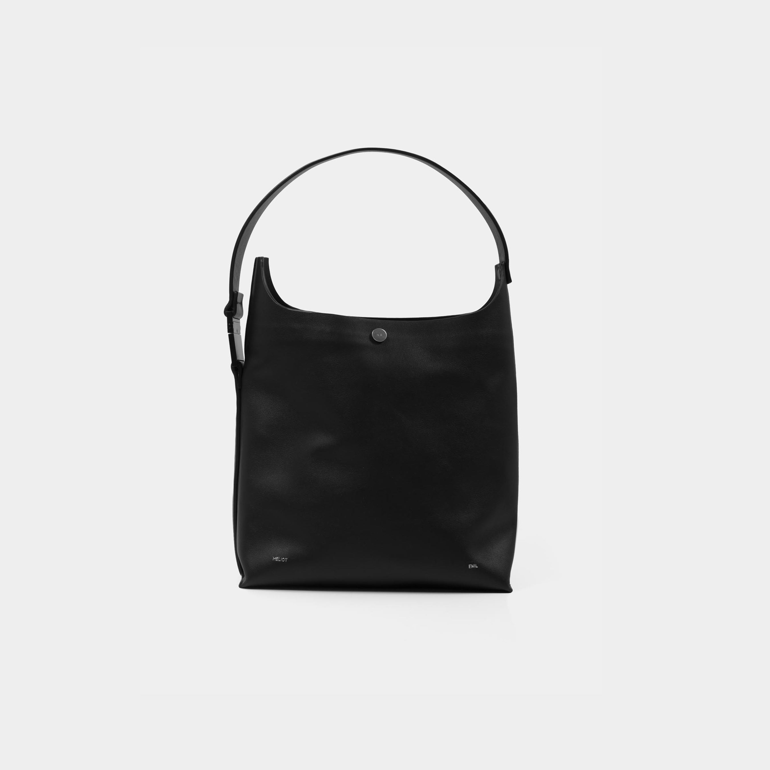 HE, product: MANTICA BAG (Fig. 1)
