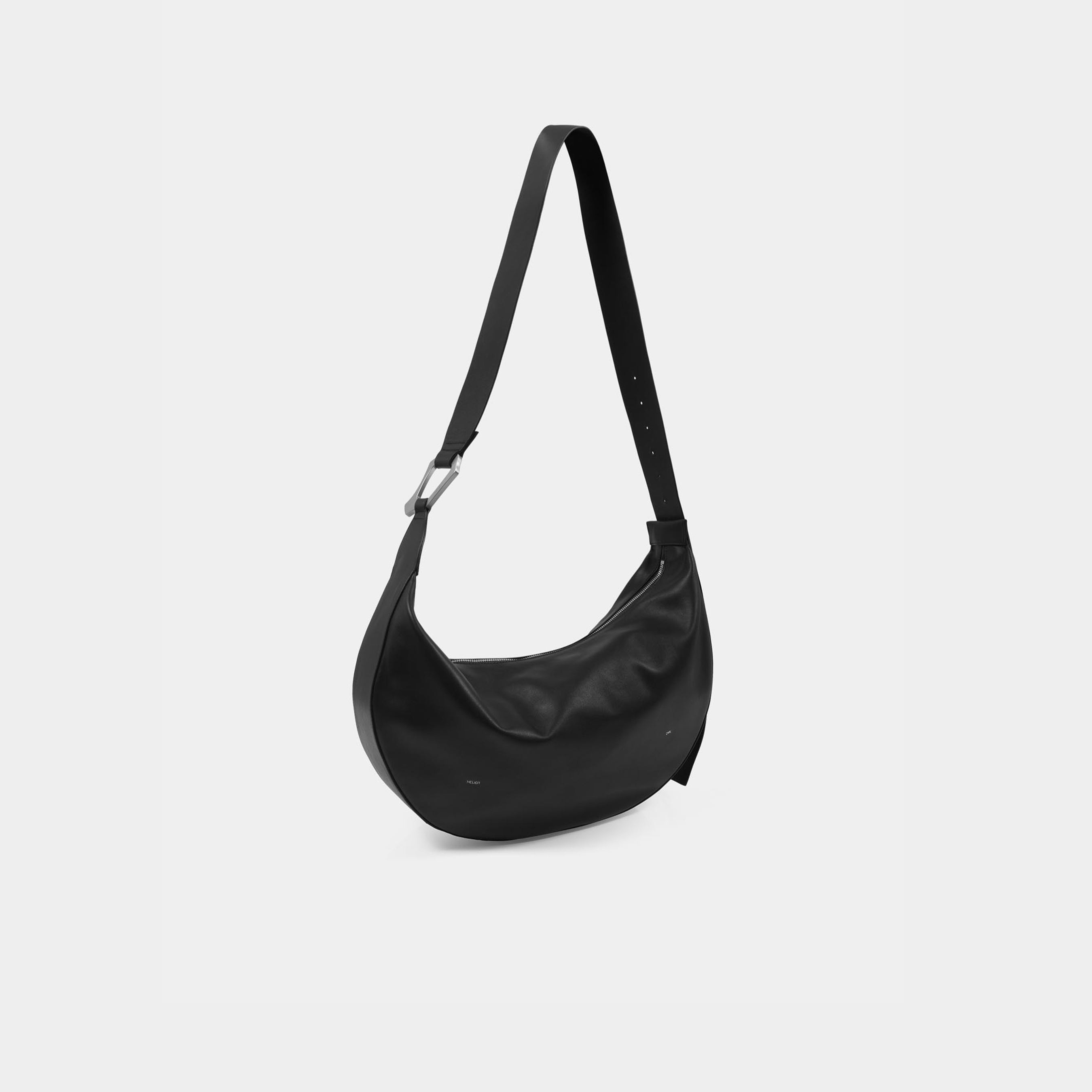 HE, product: MARE BAG (Fig. 1)