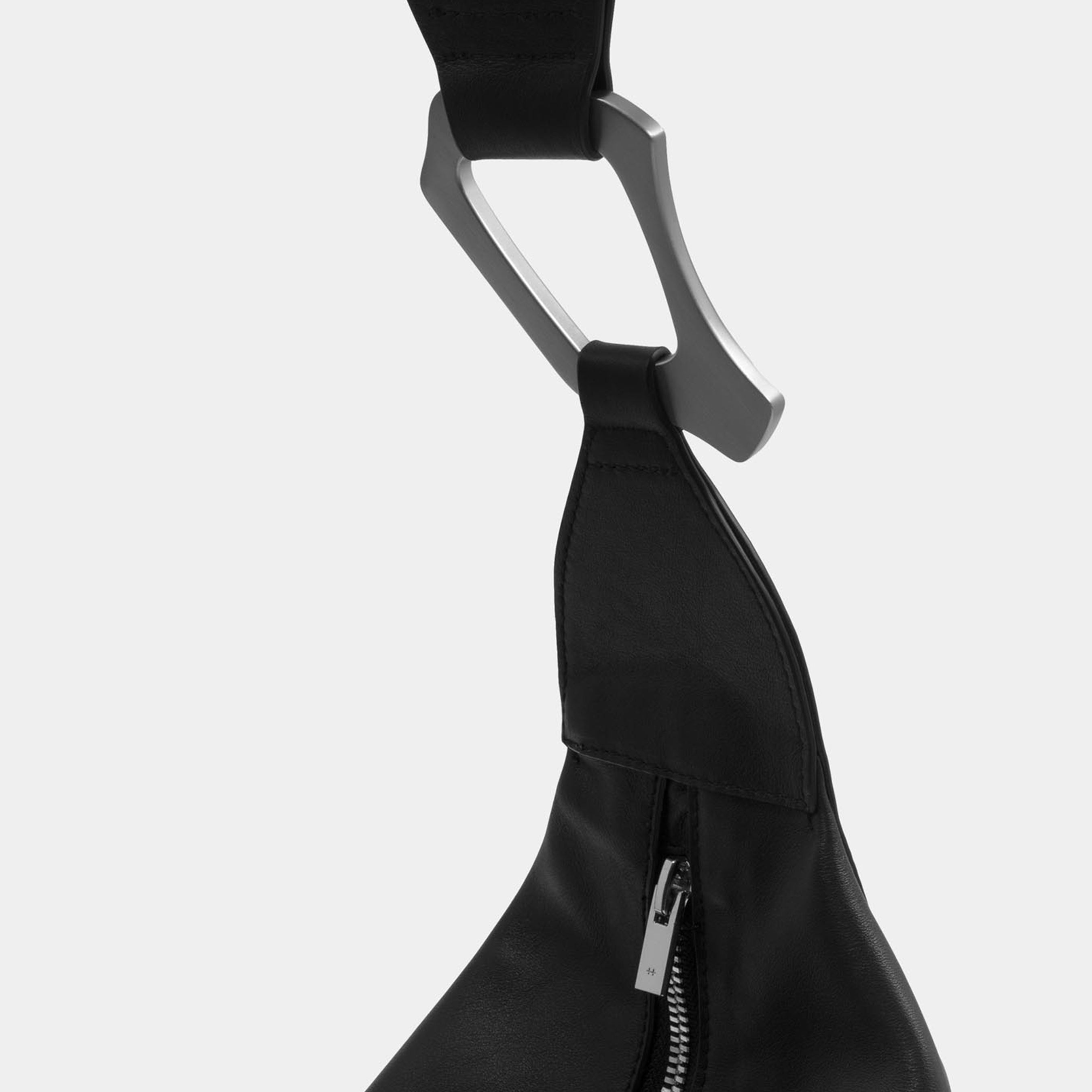 HE, product: MARE BAG (Fig. 3)