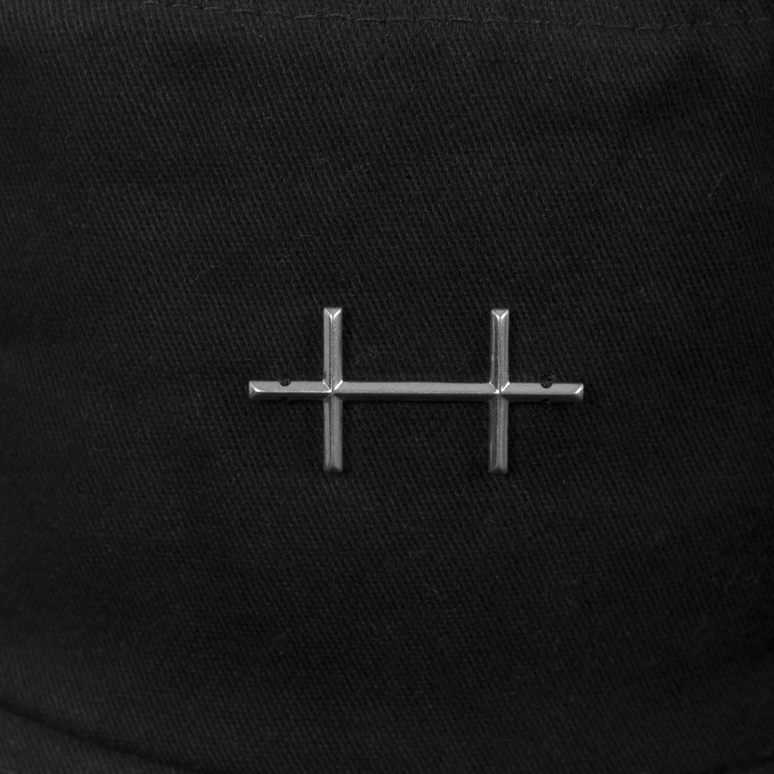 HE, product: COWBOY HAT (Fig. 9)