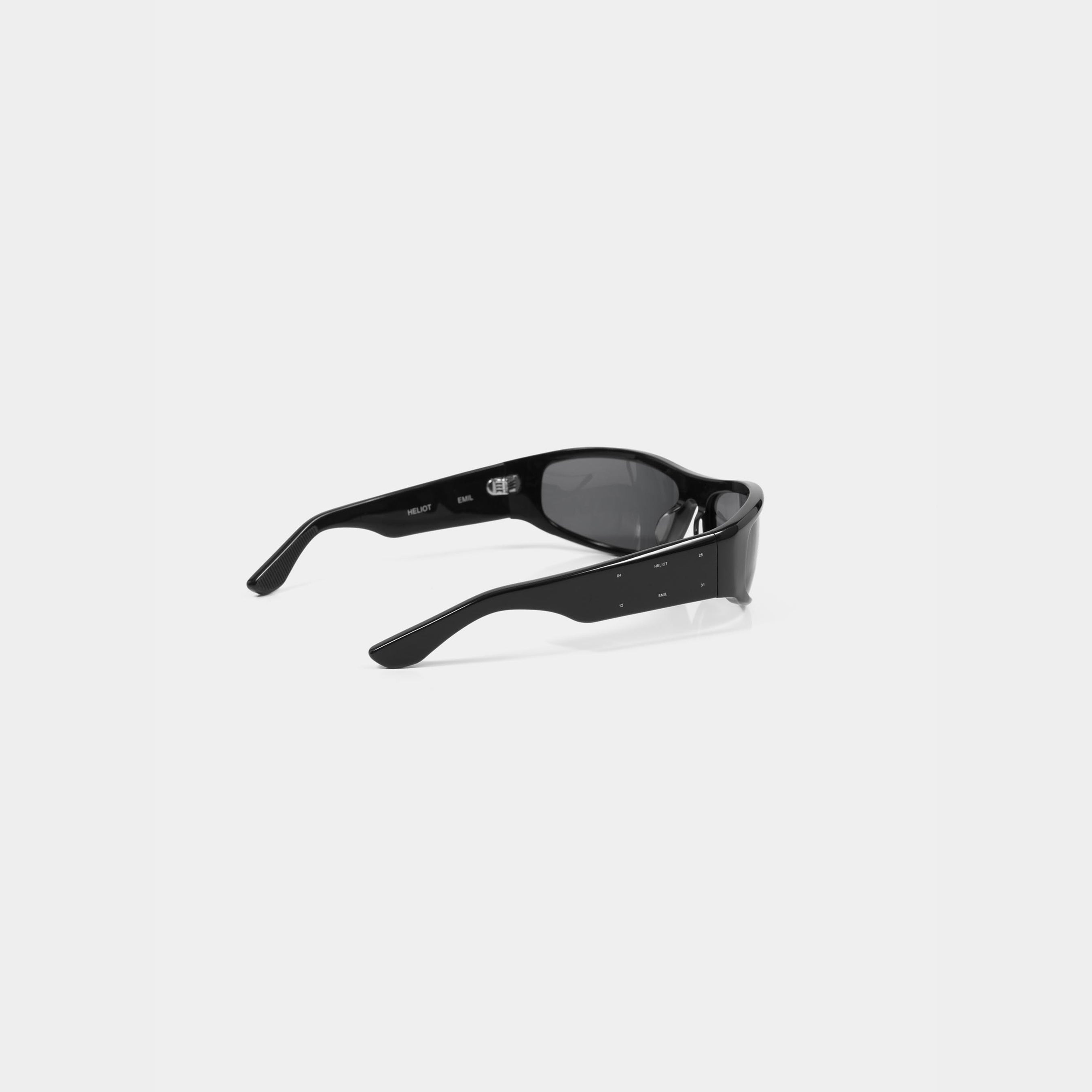 HE, product: LAMPROS SUNGLASSES (Fig. 5)
