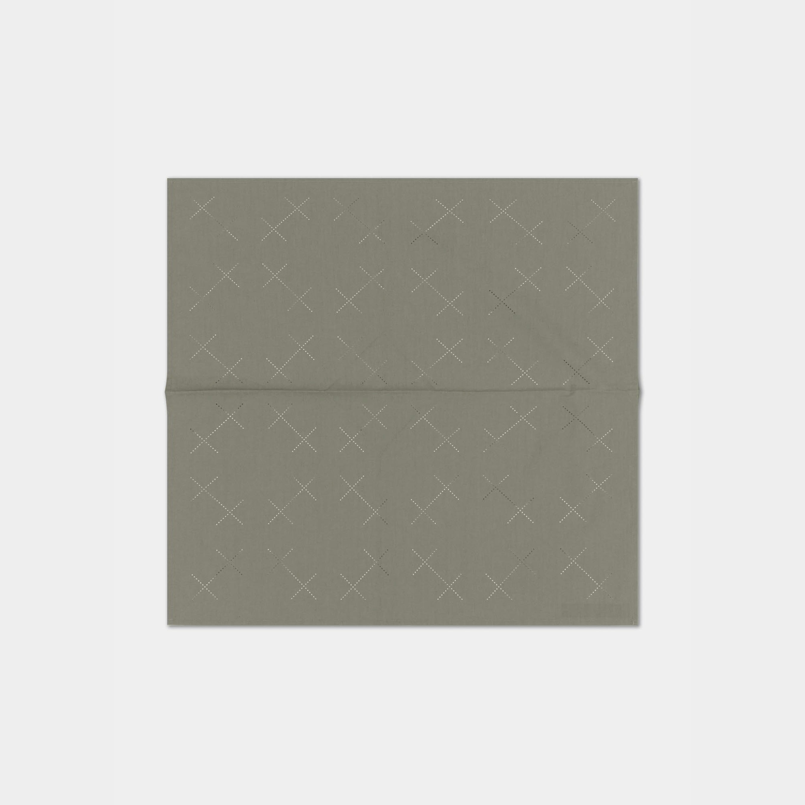 HE, product: FLAXEN BANDANA (Fig. 1)