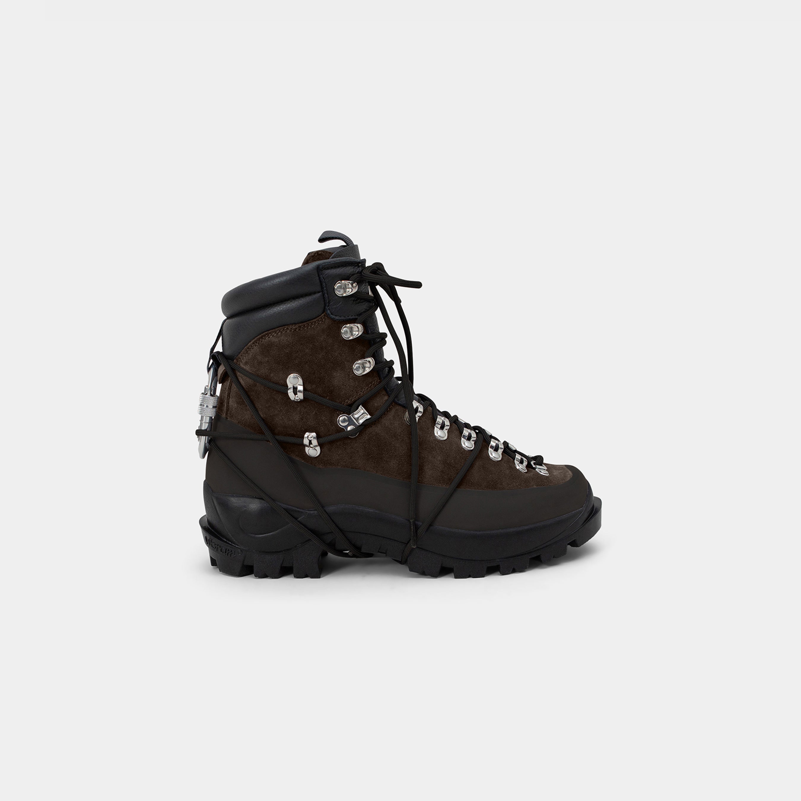 HE, product: HIKING BOOTS (Fig. 1)