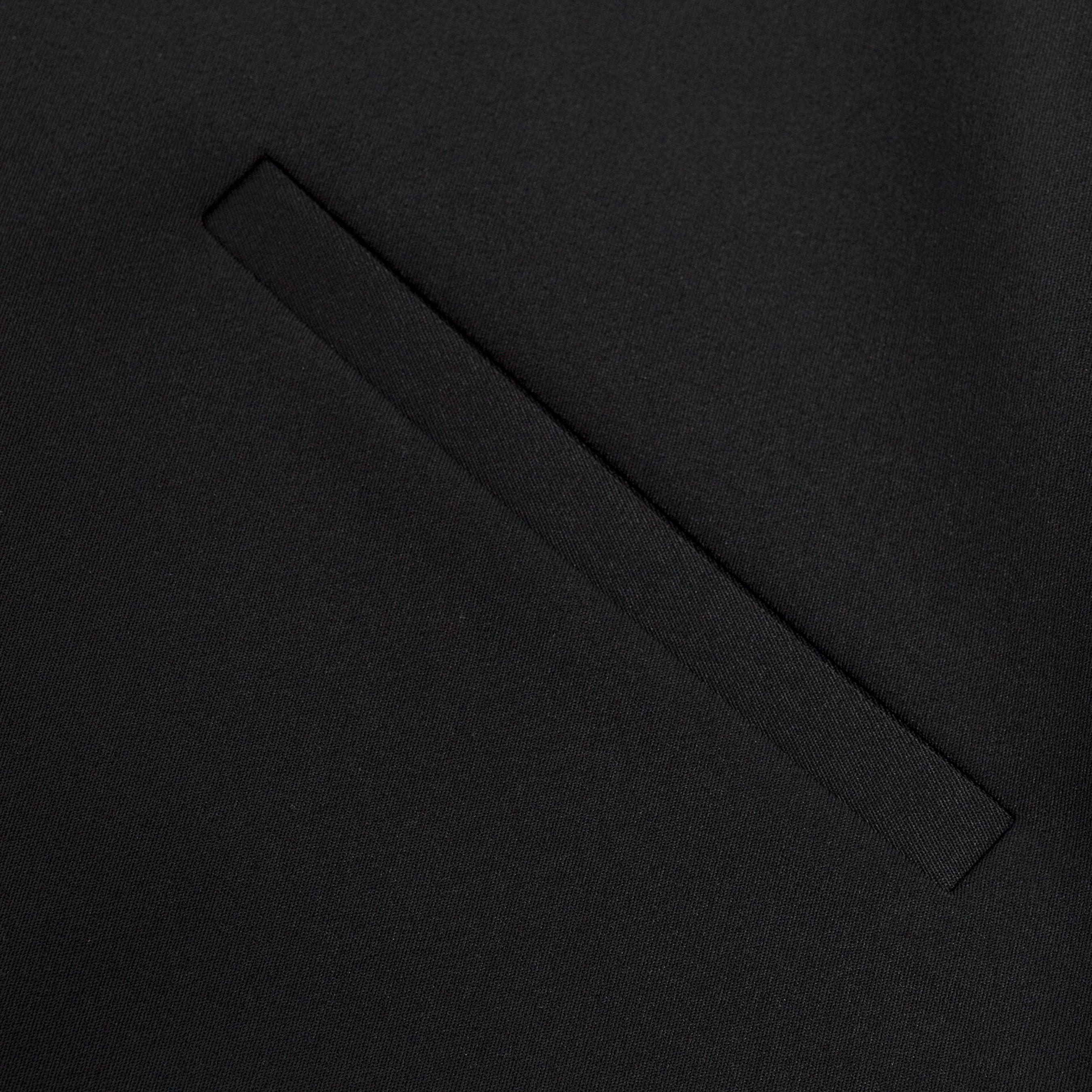 HE, product: DRESSAGE JACKET (Fig. 3)