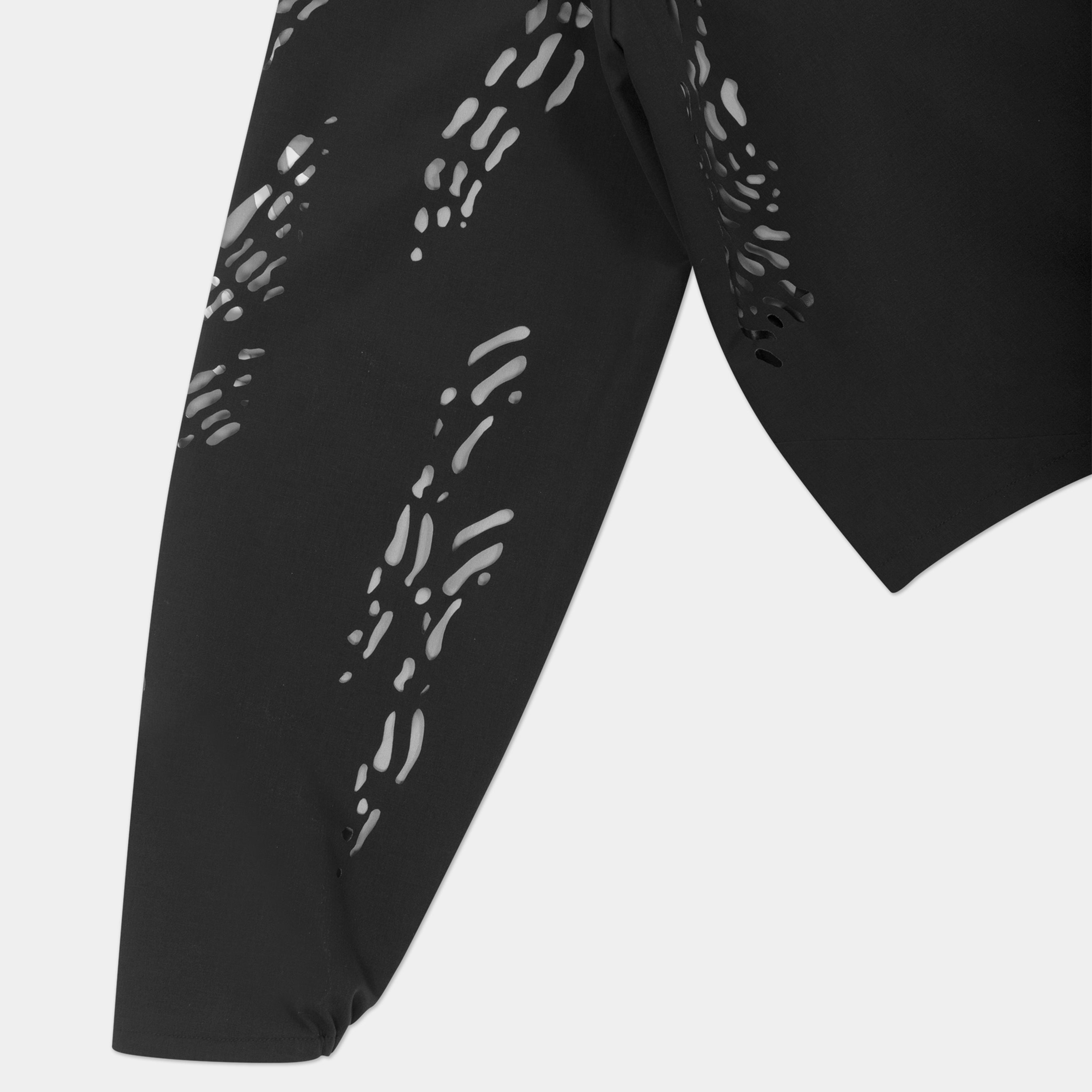 HE, product: ROAN JACKET (Fig. 6)