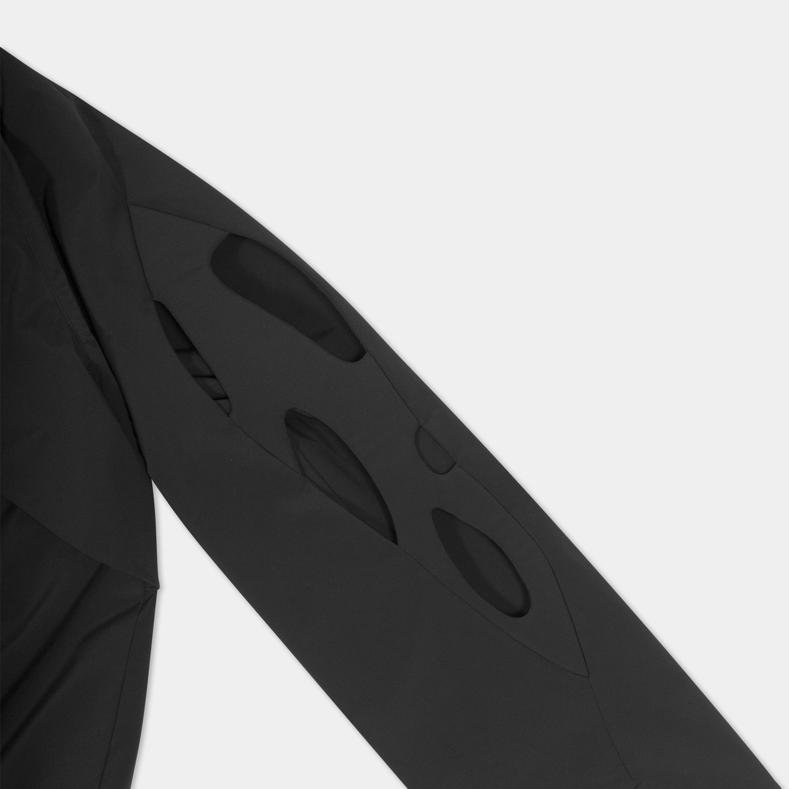 HE, product: TACK JACKET (Fig. 9)