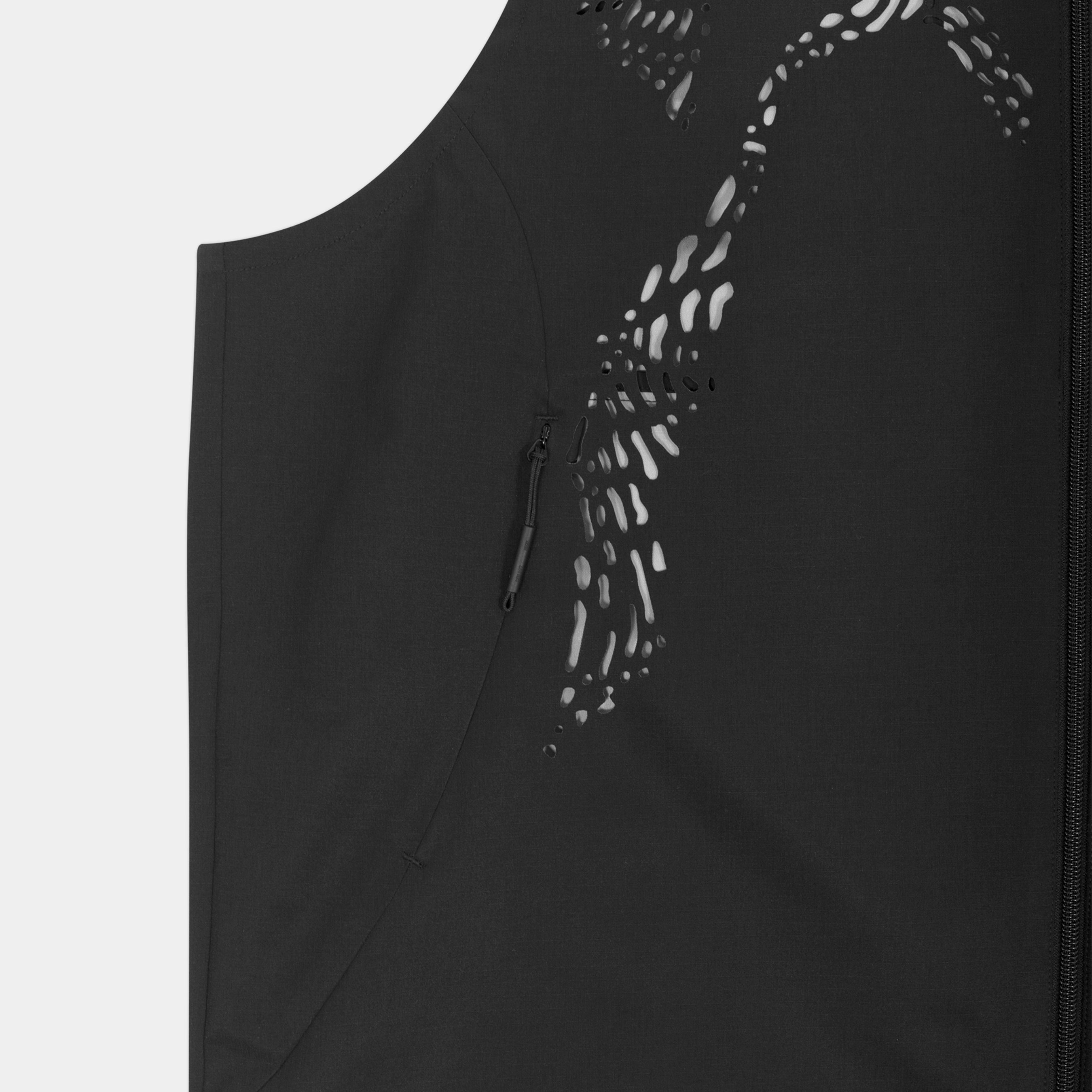 HE, product: ROAN VEST (Fig. 8)