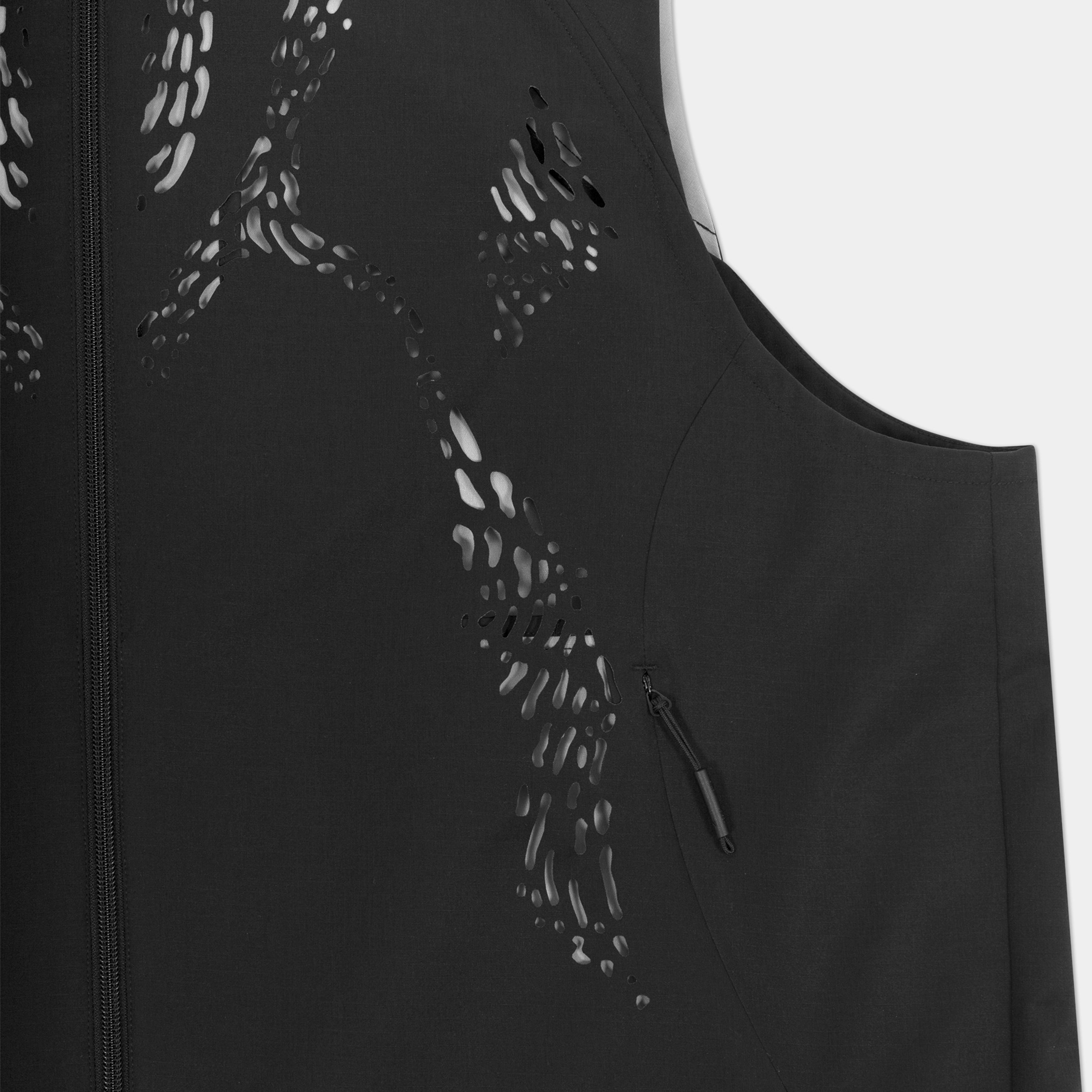 HE, product: ROAN VEST (Fig. 10)