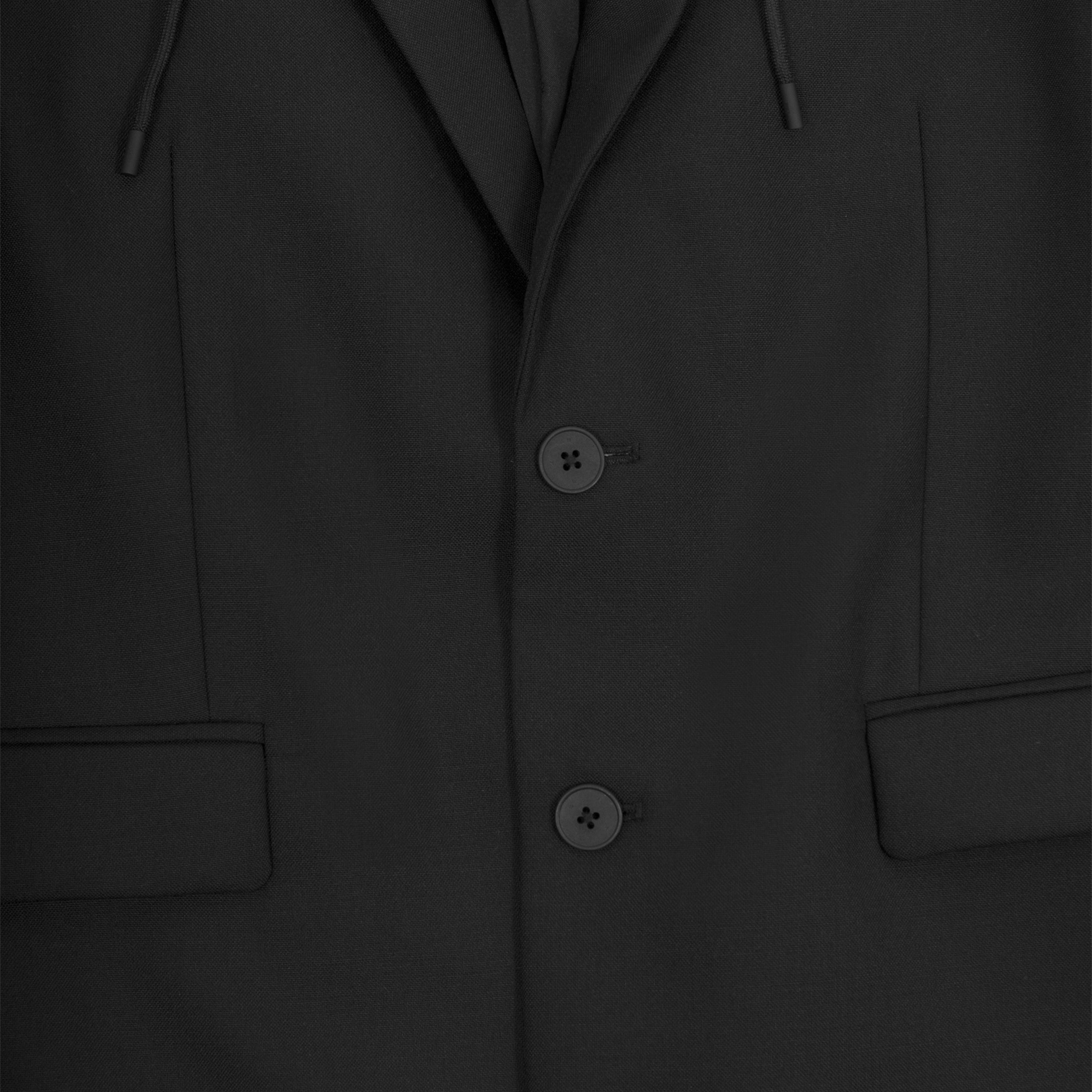 HE, product: LEVADE BLAZER (Fig. 4)