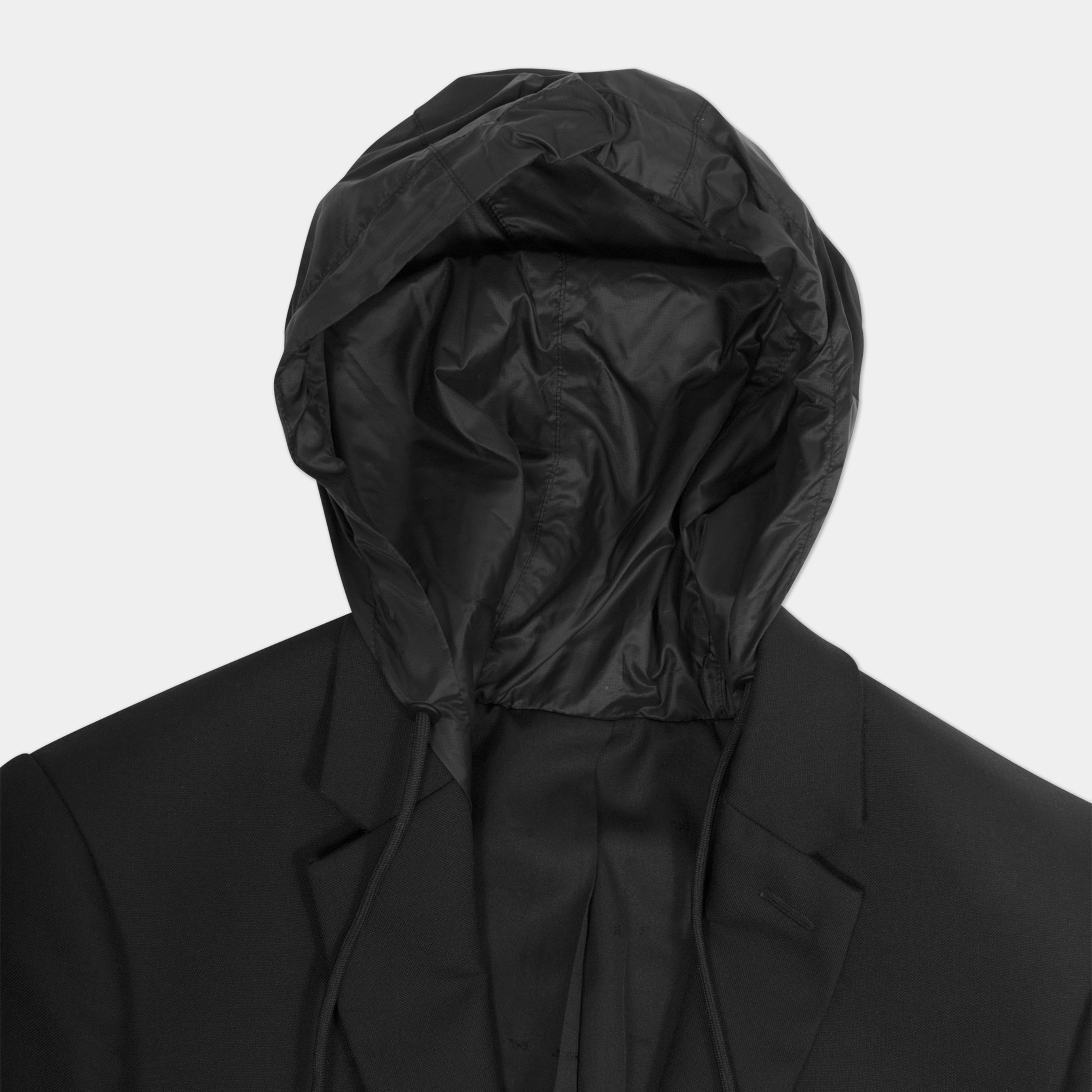 HE, product: LEVADE BLAZER (Fig. 5)