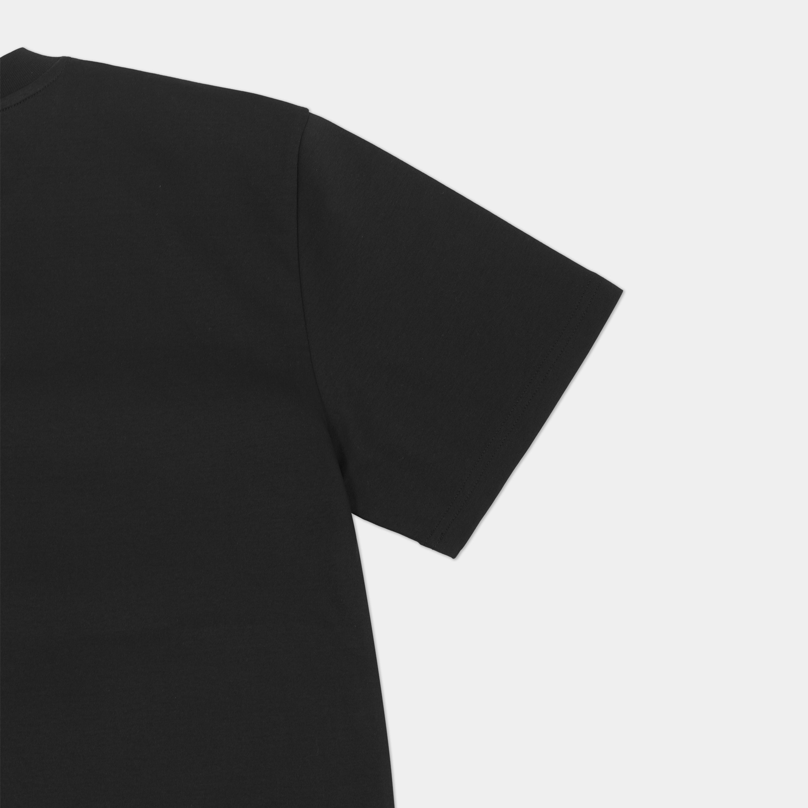 HE, product: COLT TSHIRT (Fig. 4)