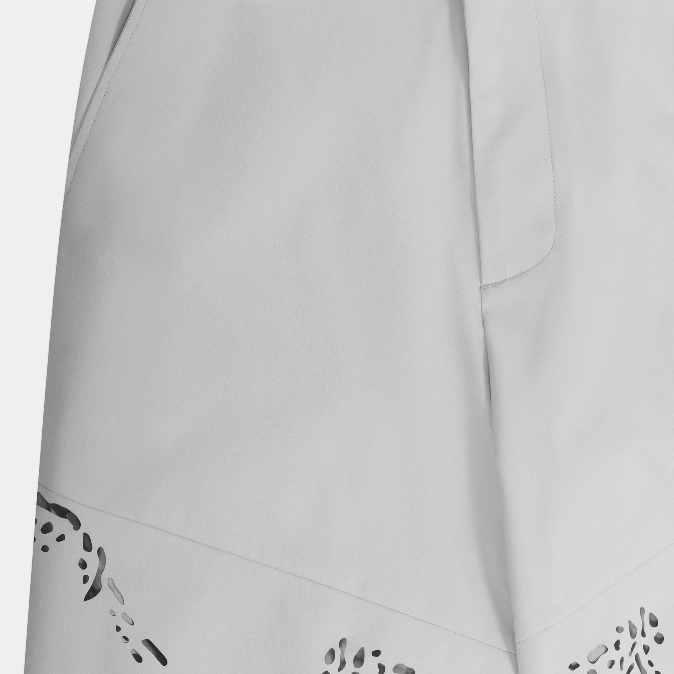 HE, product: ROAN TROUSERS (Fig. 8)