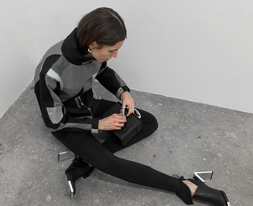 HE, product: ZIP LEGGINGS (Fig. 6)