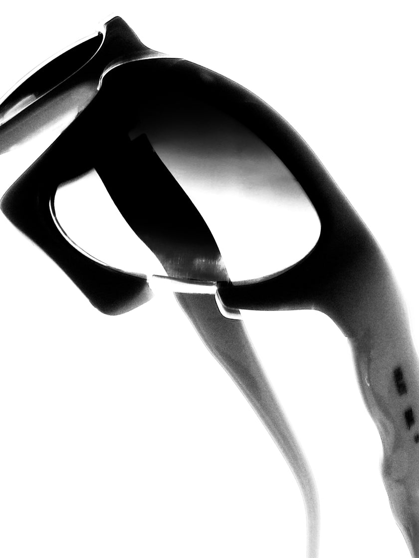 HE, product: AXIALLY SUNGLASSES (Fig. 18)