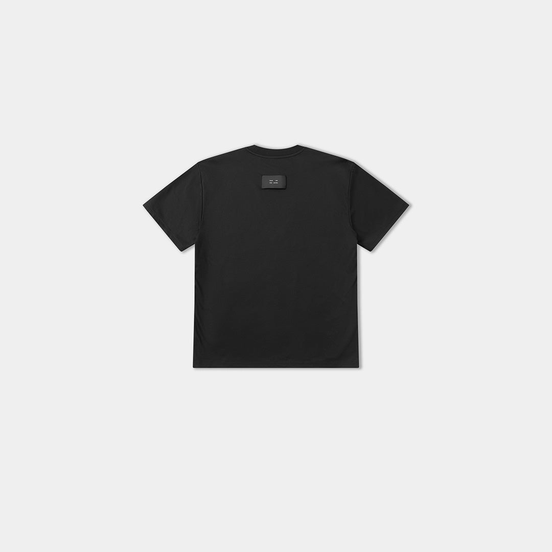 HE, product: UNIFORM REGULAR T-SHIRT (Fig. 9)