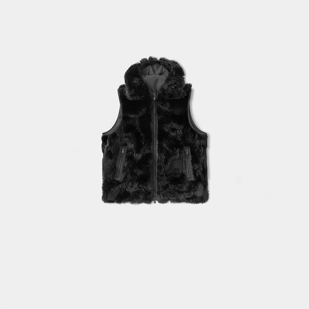 HE, product: LANOTA FLEECE VEST (Fig. 1)