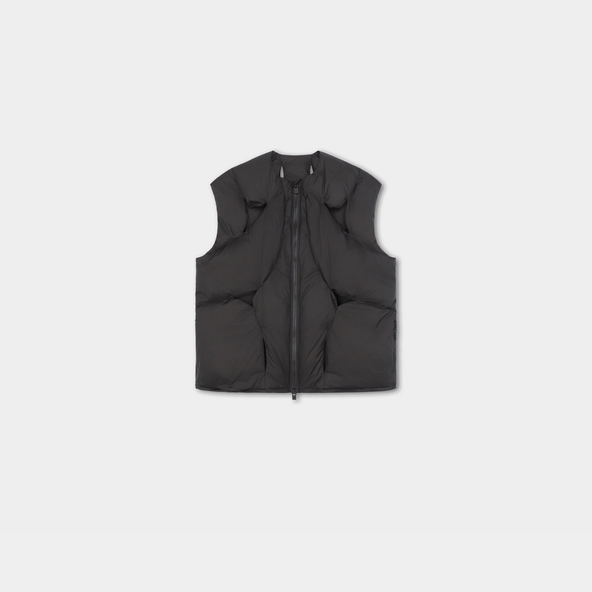 HE, product: SOLSTICE PADDED VEST (Fig. 1)
