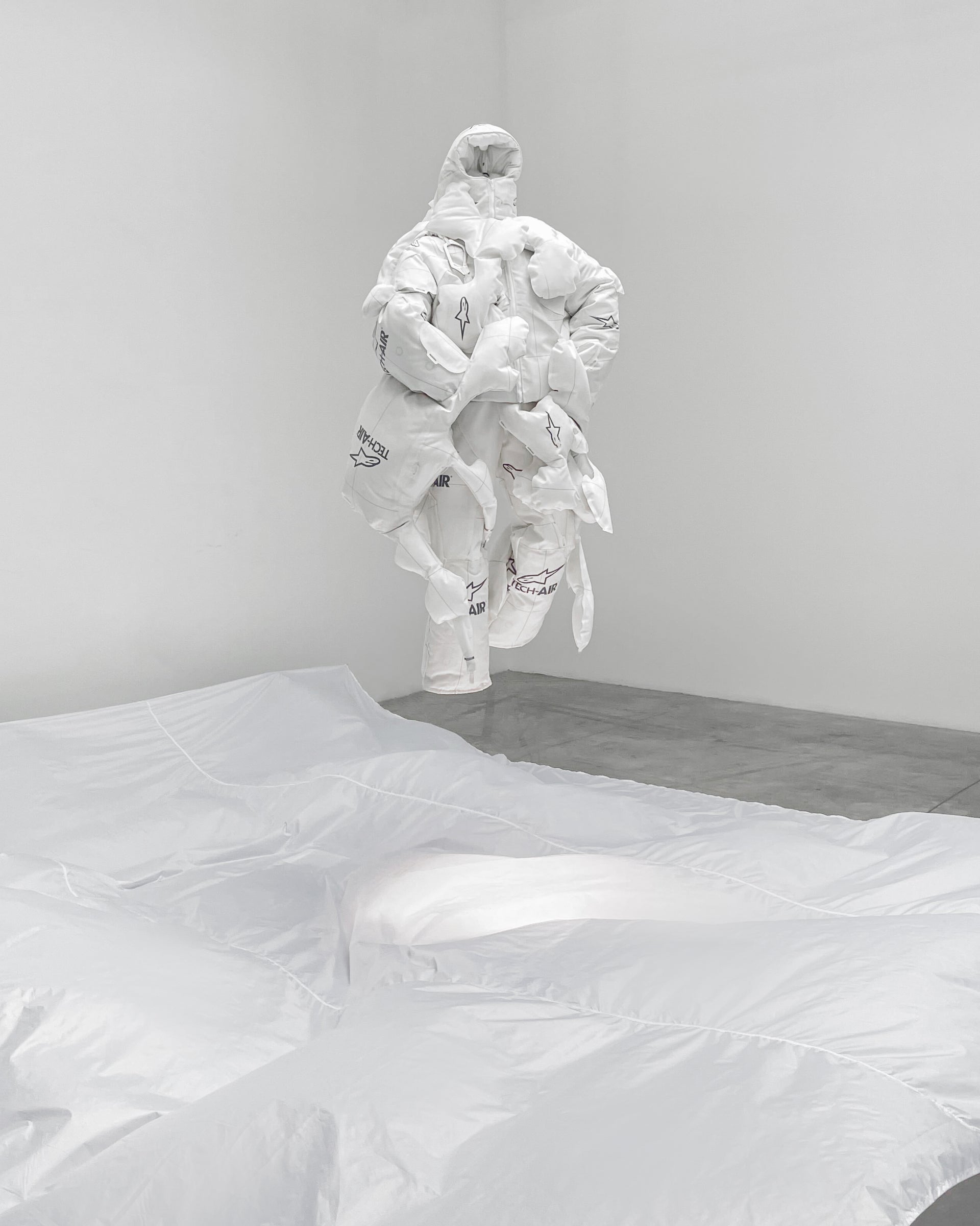 HELIOT EMIL ++ HELIOT EMIL X ALPINESTARS X GRAILED POP-UP HELIOT EMIL ++ HELIOT EMIL X ALPINESTARS X GRAILED POP-UP