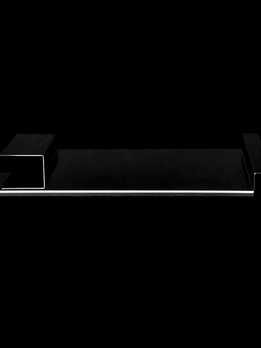 HE, product: CENTERPIECE TRAY (Fig. 6)