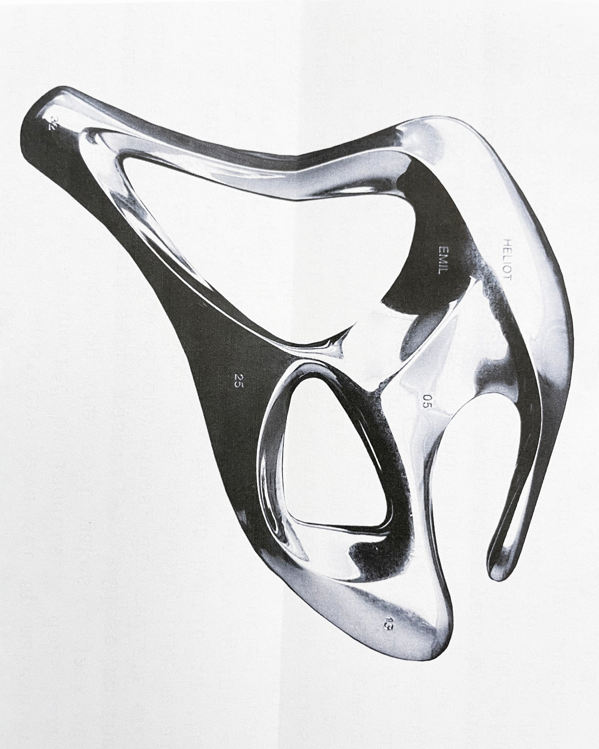 HELIOT EMIL ++ HELIOT EMIL 07132534 NEW IDENTITY