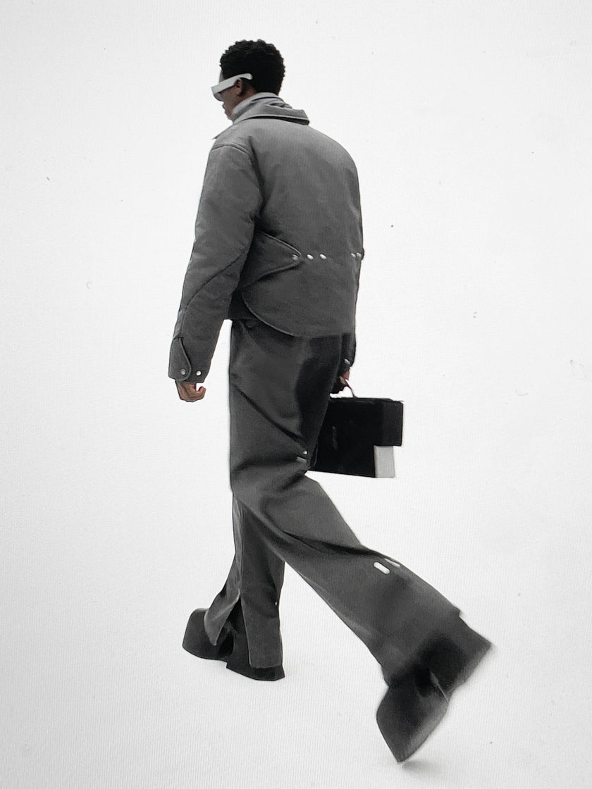 HE, product: CONCORDANCE PUFFED CARGO (Fig. 7)