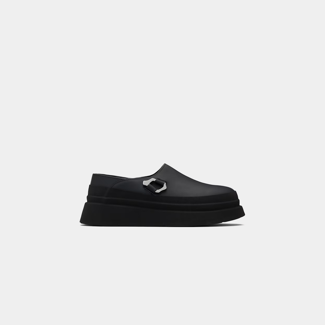 HE, product: CARABINER SHOE (Fig. 1)