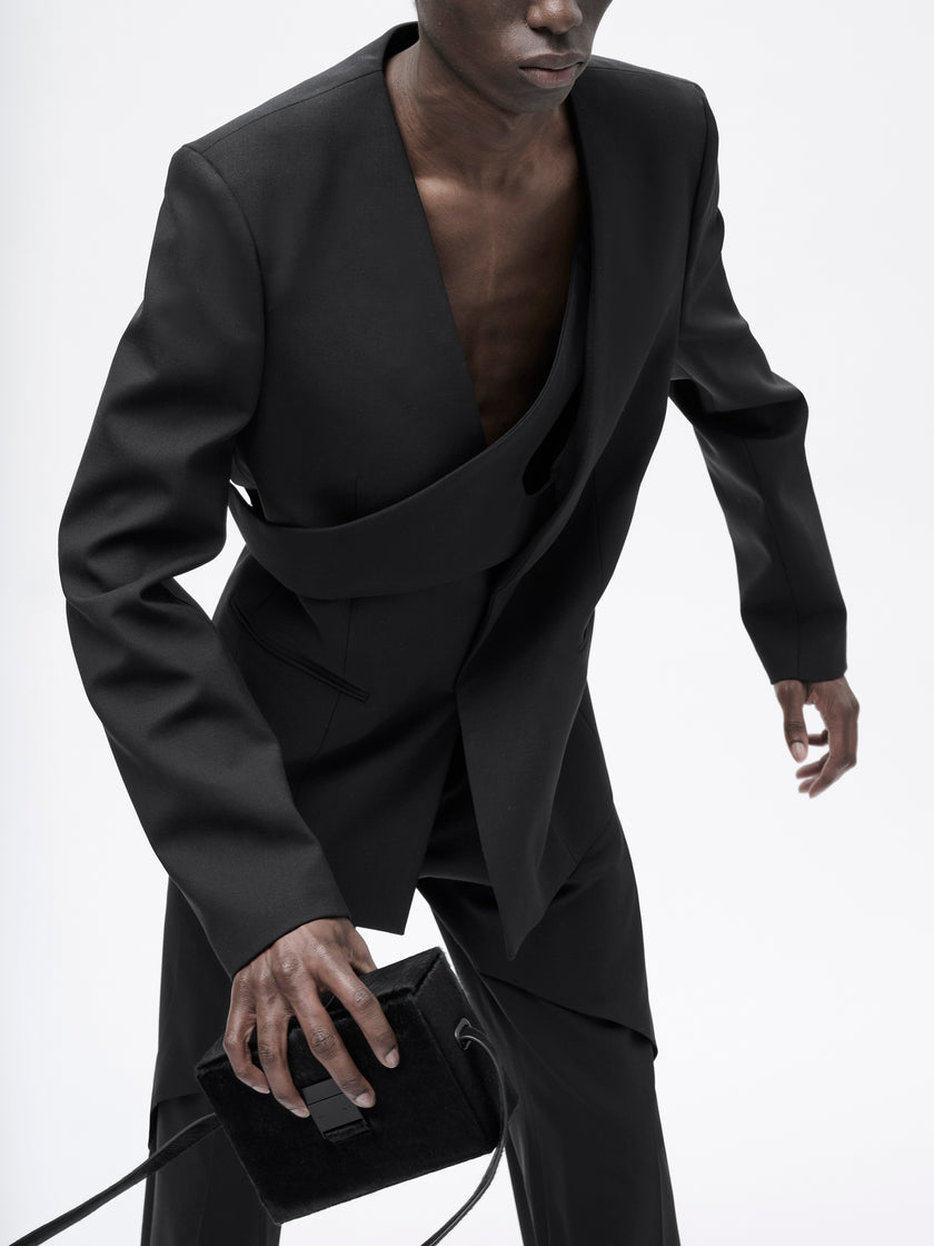 HE, product: UNISEX ROBUR BLAZER (Fig. 11)