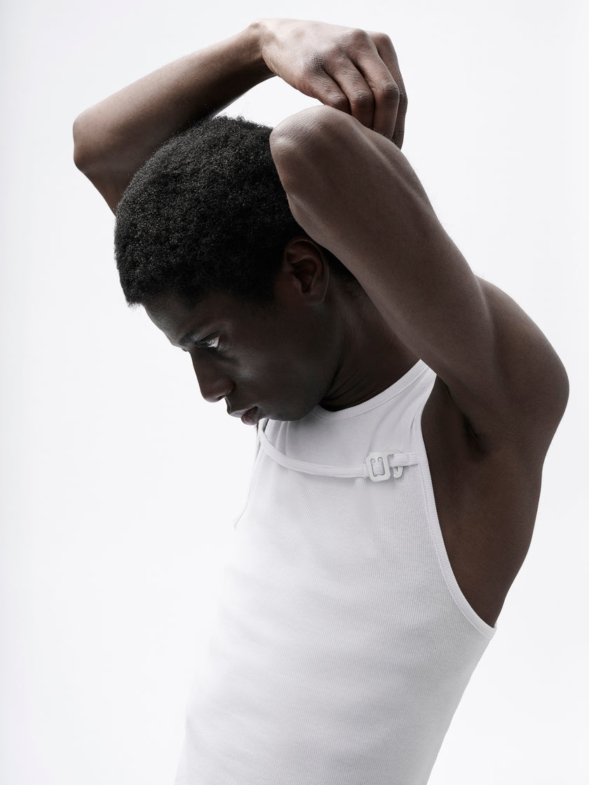 HE, product: GREGARIA SLINGER (Fig. 13)