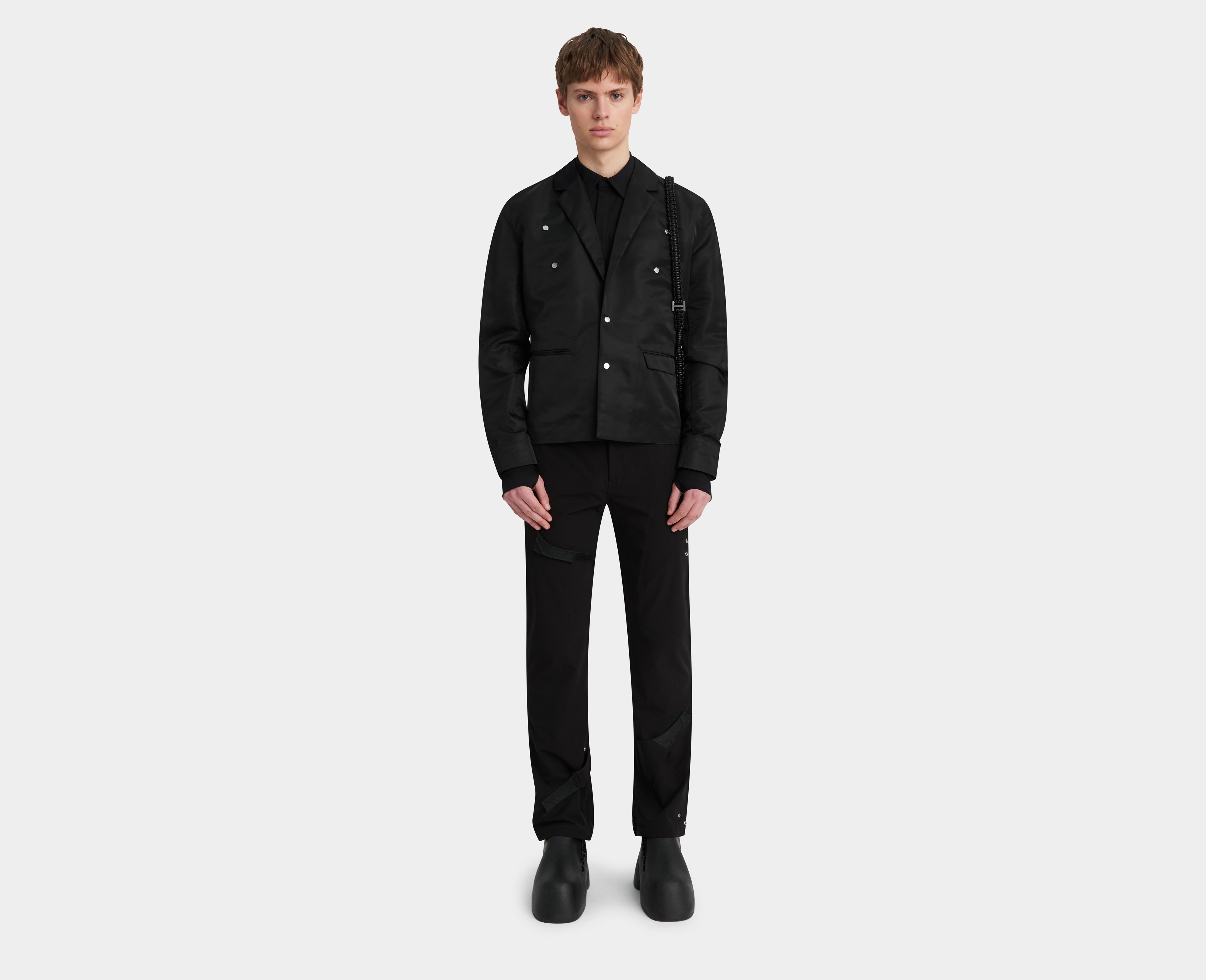 HE, product: ANAGENESIS TECH BLAZER (Fig. 2)