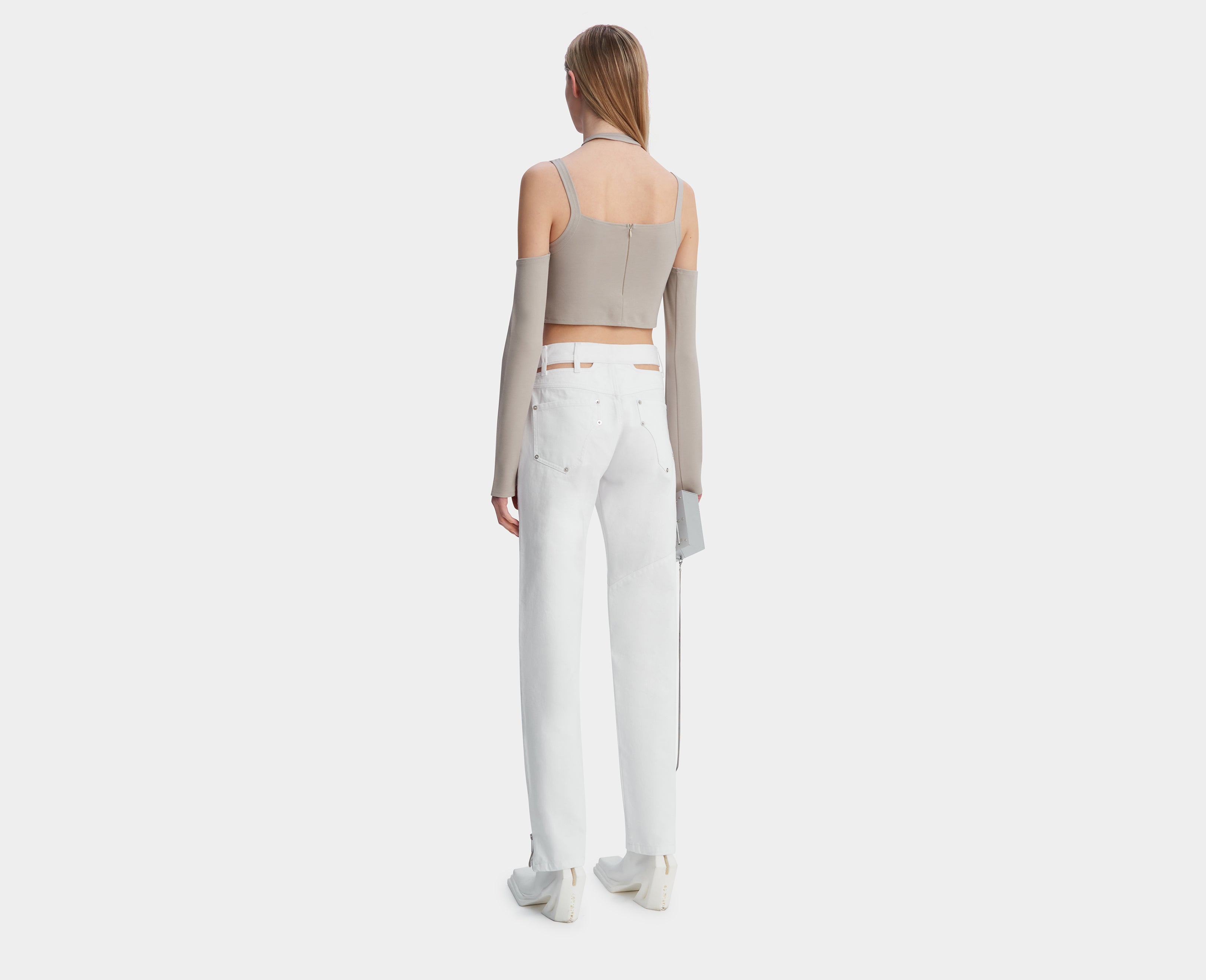 HE, product: LOCIFERA DENIM TROUSER (Fig. 4)